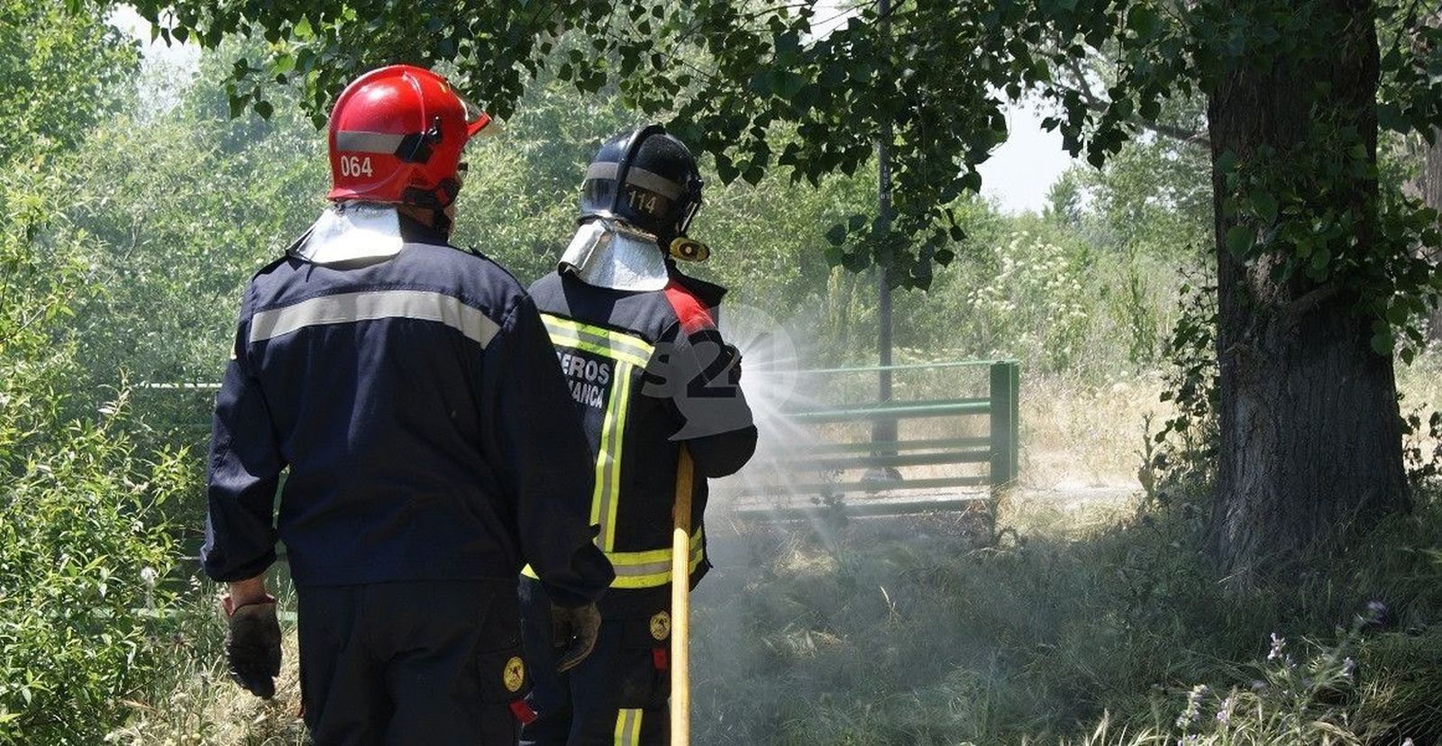 Inquietud entre Pelabravo y Nuevo Naharros por un remolque ardiendo