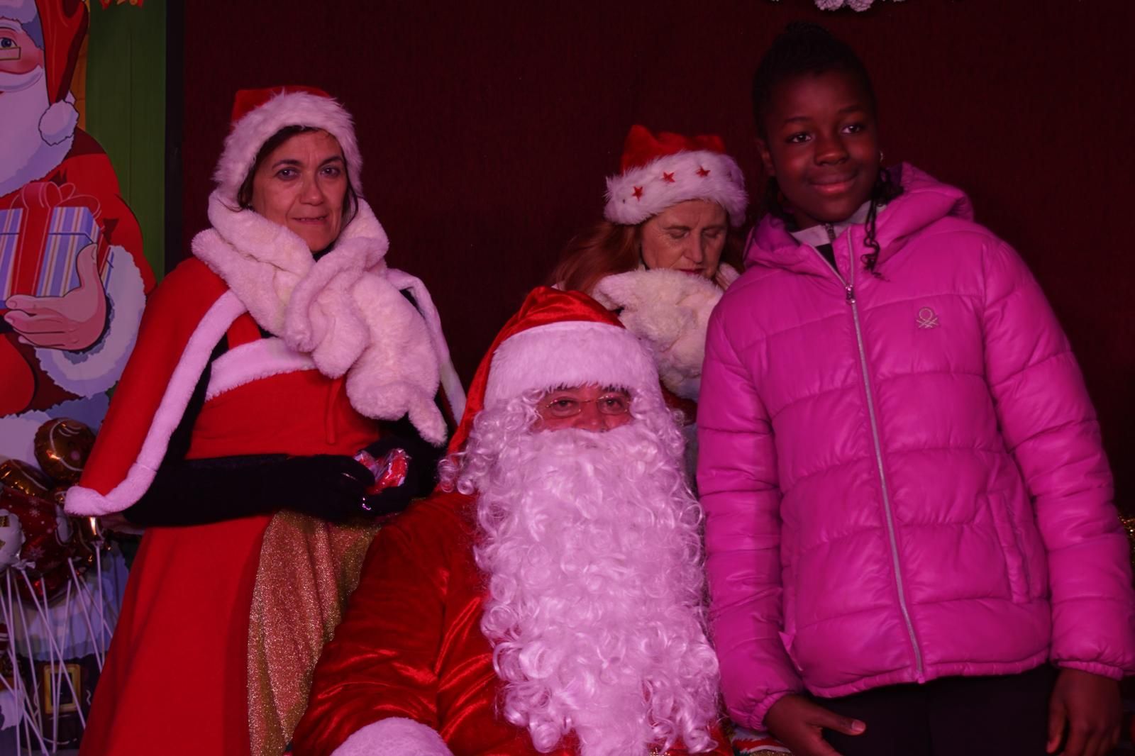 El Encinar recibe la visita de Papa Noel