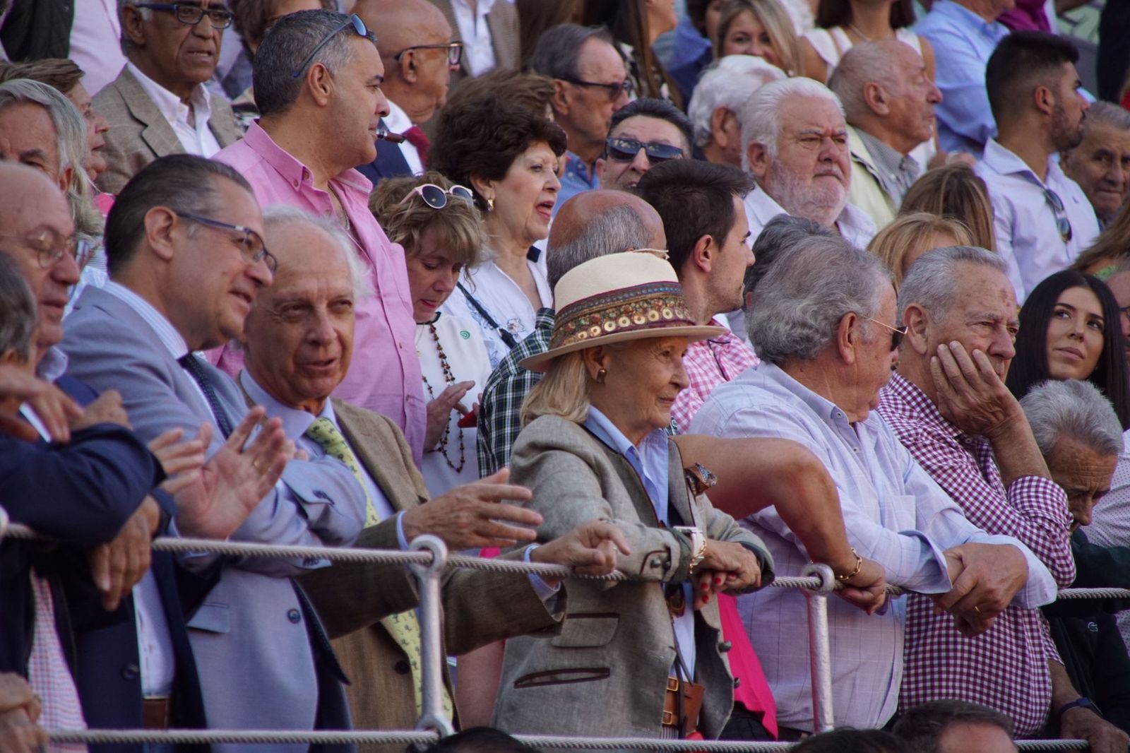 whatsapp-image-2022-09-16-at-8-01-49-pm-1