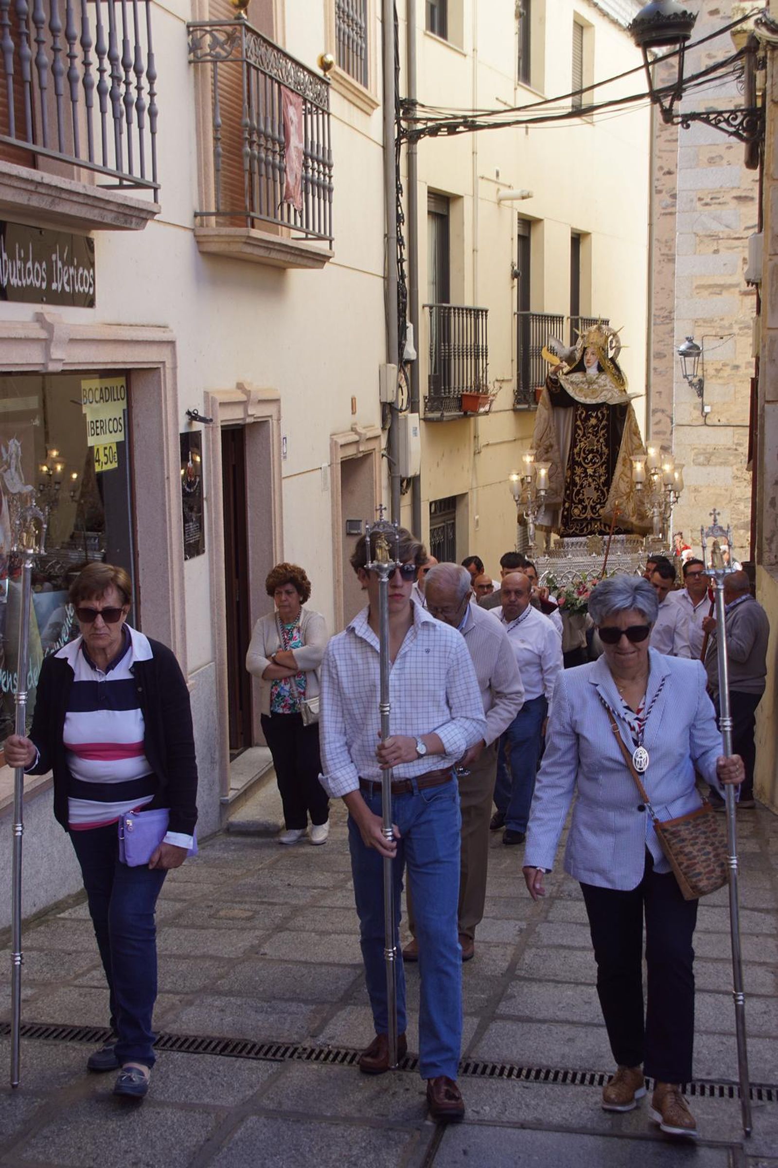 Salida procesión Santa Teresa en Alba de Tormes  (22).jpeg