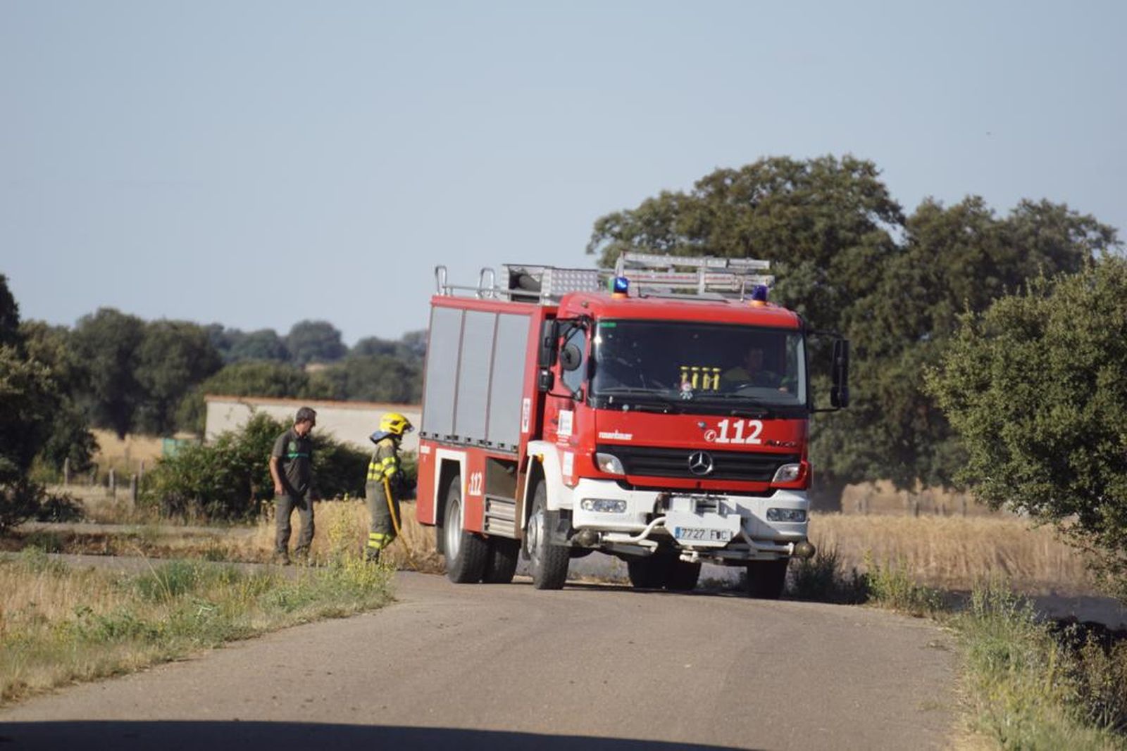 Incendio iniciado en Santa Teresa (Galisancho). Foto Juanes