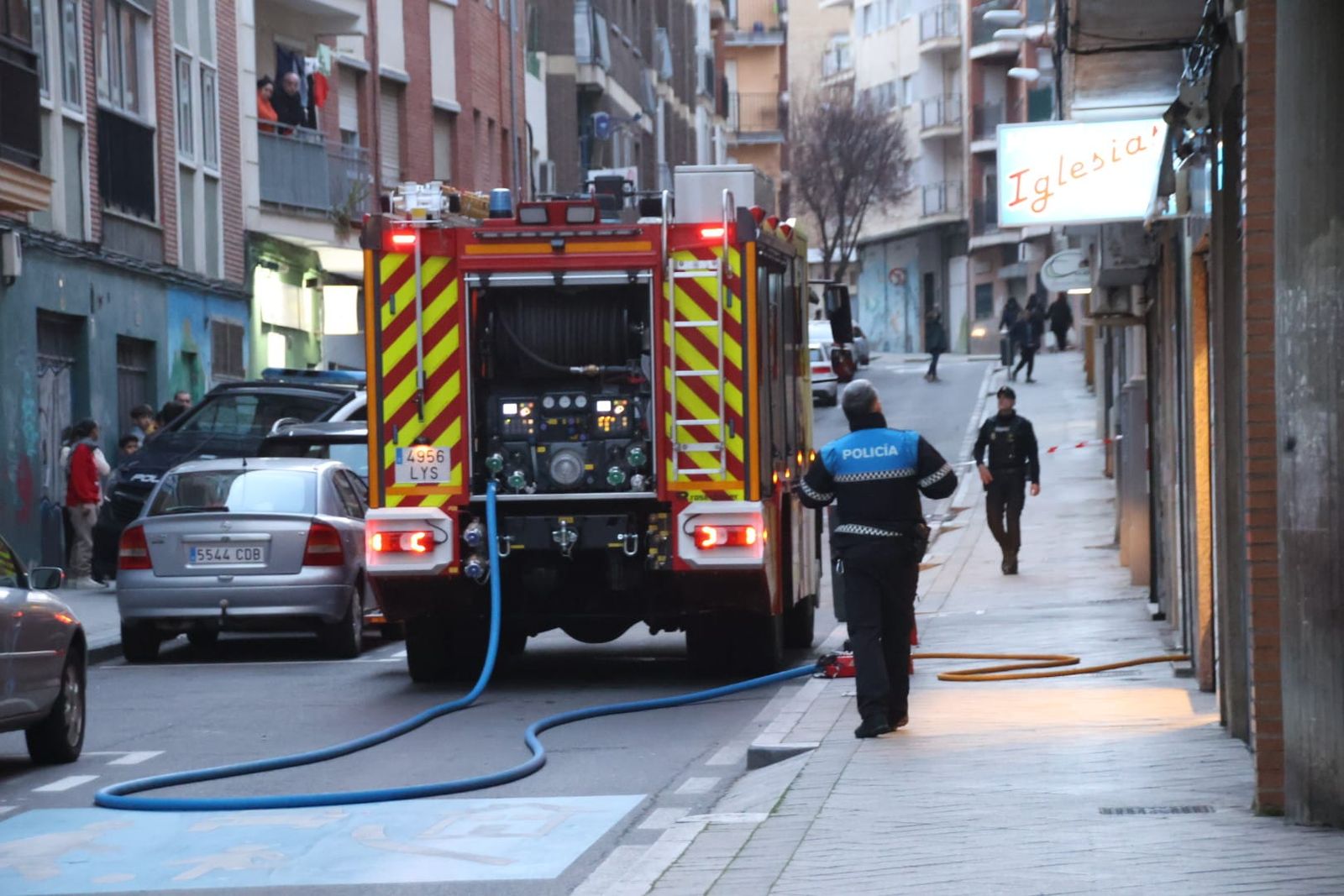 incendio-en-una-vivienda-en-la-calle-leon-felipe-7