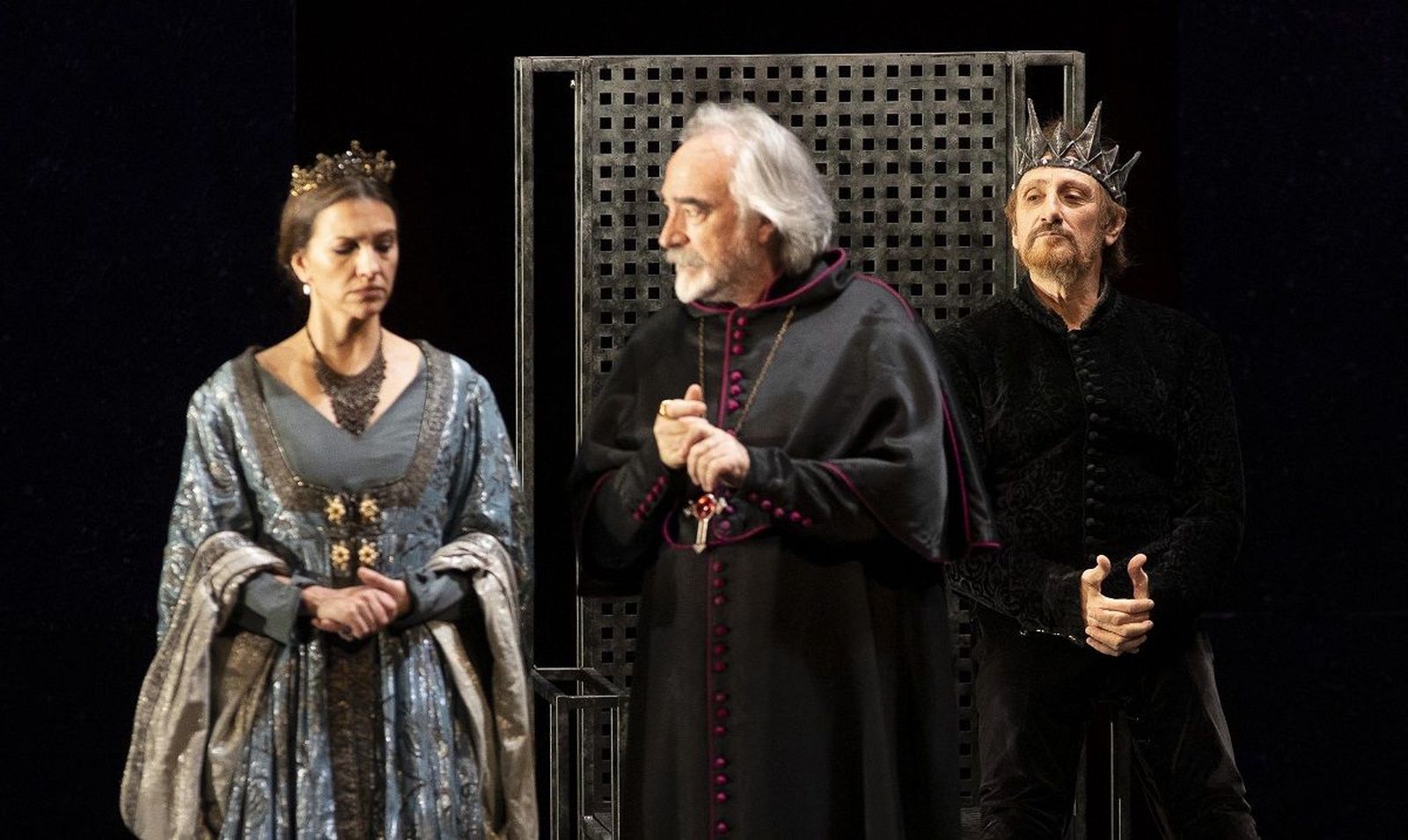 Eduardo II, Ojos de Niebla.