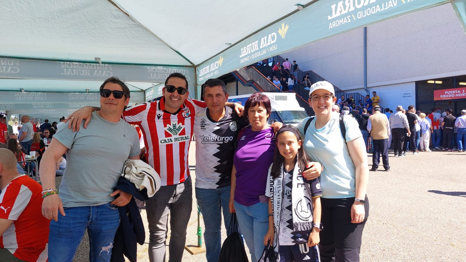 El derbi más 'semanasantero' del Ruta de la Plata tiene sabor a 'dos y pingada'