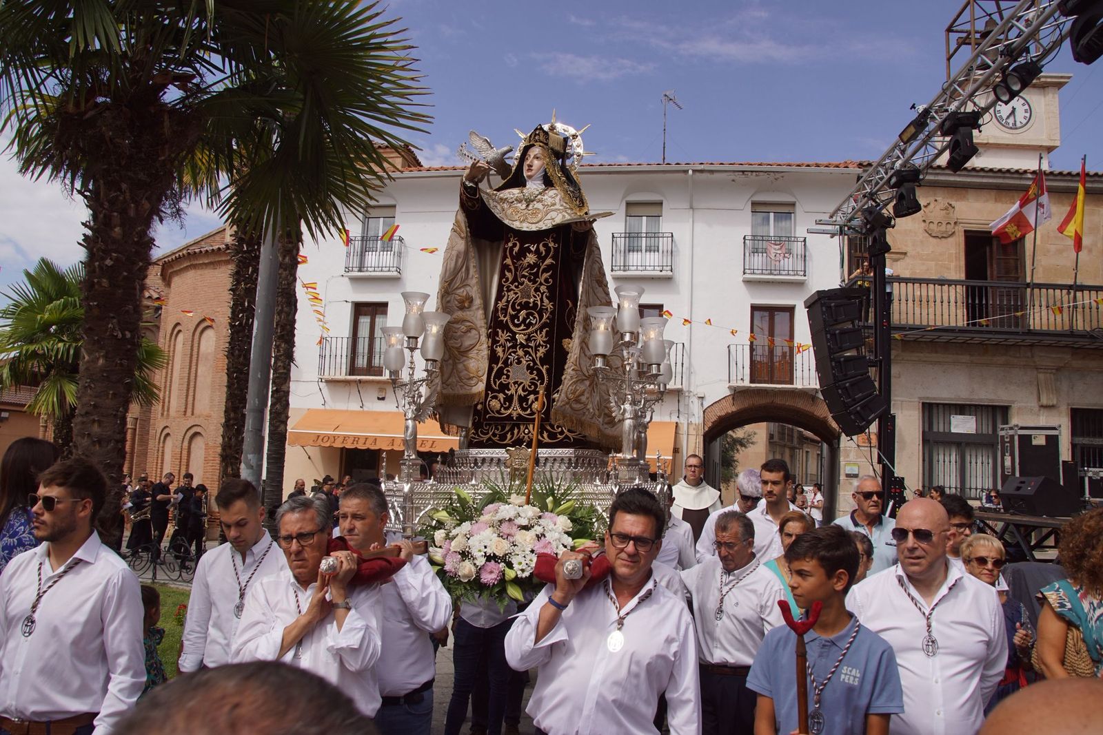 Alba, salida de clausura de Santa Teresa, fiestas Transverberación 2025 (21).jpeg