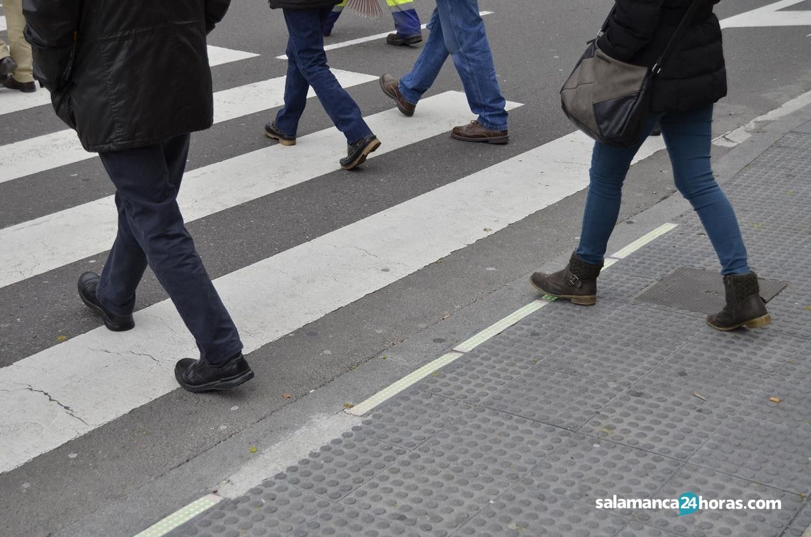 Semaforo de suelo Paso de cebra 2 Semaforo de suelo Paso de cebra 2