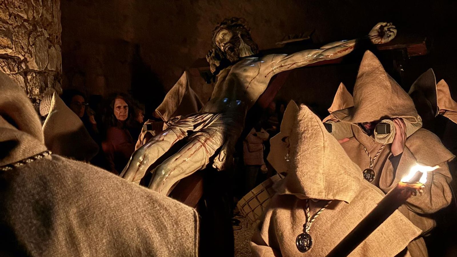 Procesión Penintencial de las Siete Palabras en Toro (7).jpg