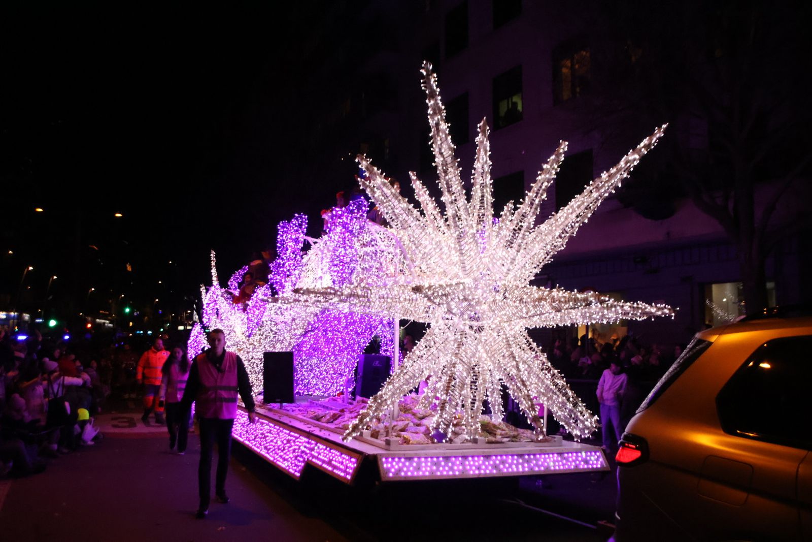 Los Reyes Magos recorren las calles de Salamanca en la Cabalgata 2026