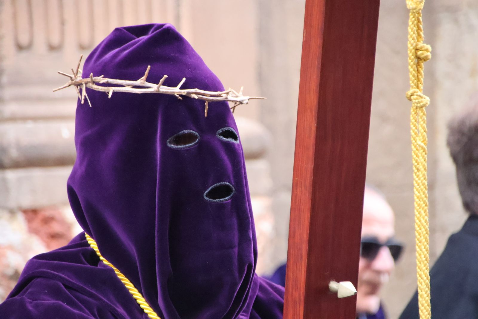 La procesión del Nazareno deslumbra a Salamanca como muestra de historia y devoción tras años suspendiéndose
