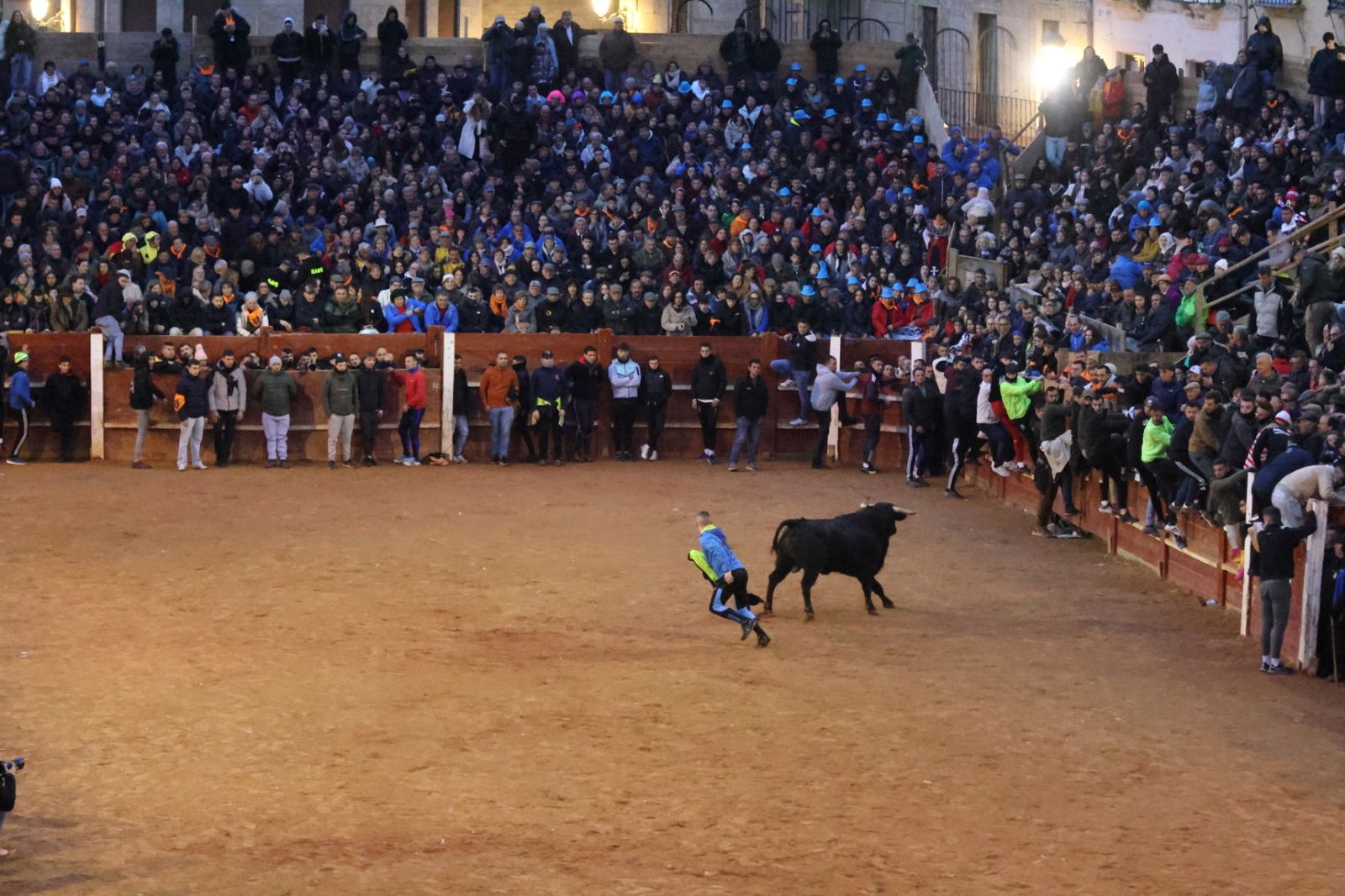 Capea y desencierro de domingo tarde en el Carnaval del Toro 2026