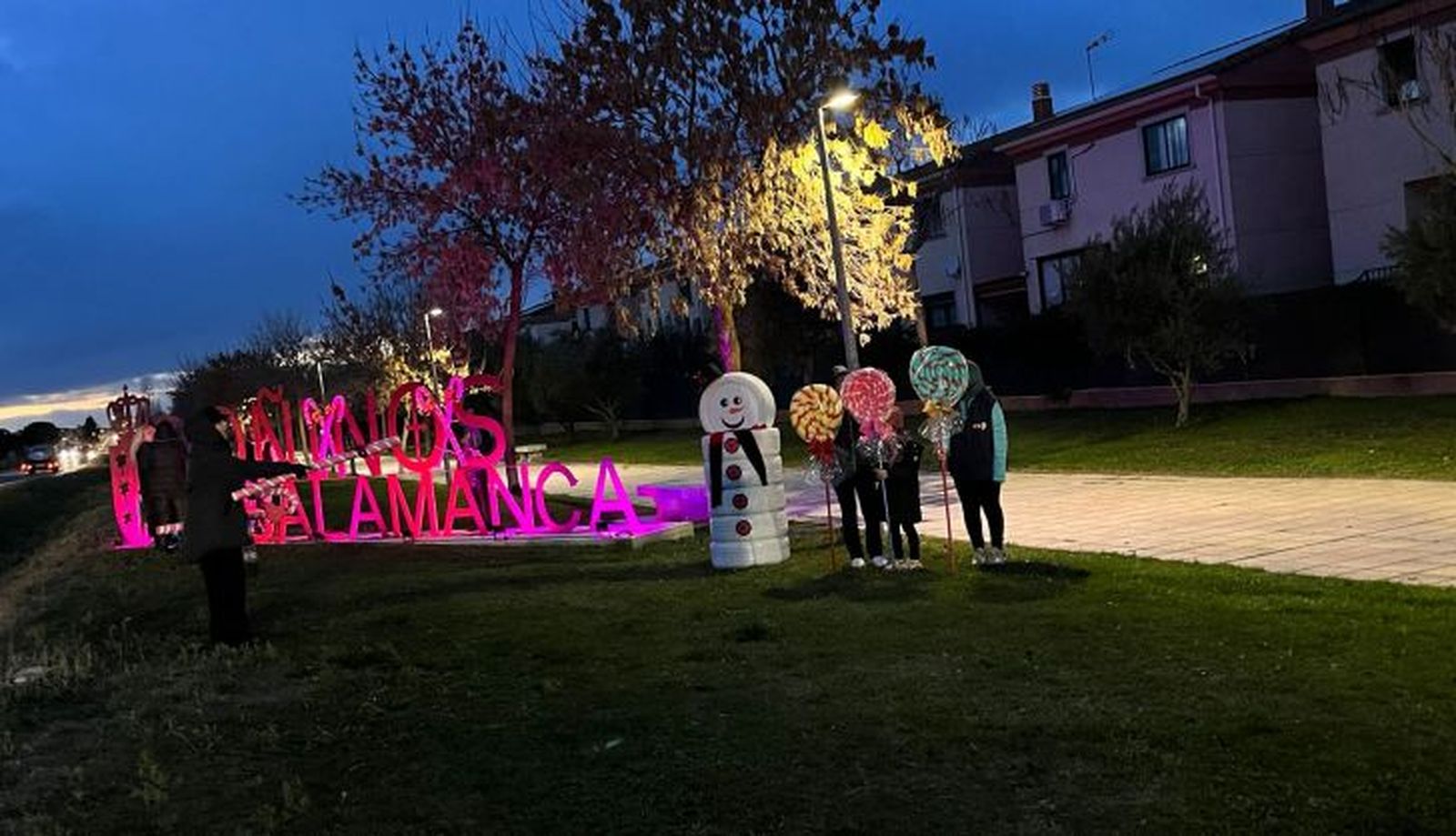 Decoración navideña en Doñinos