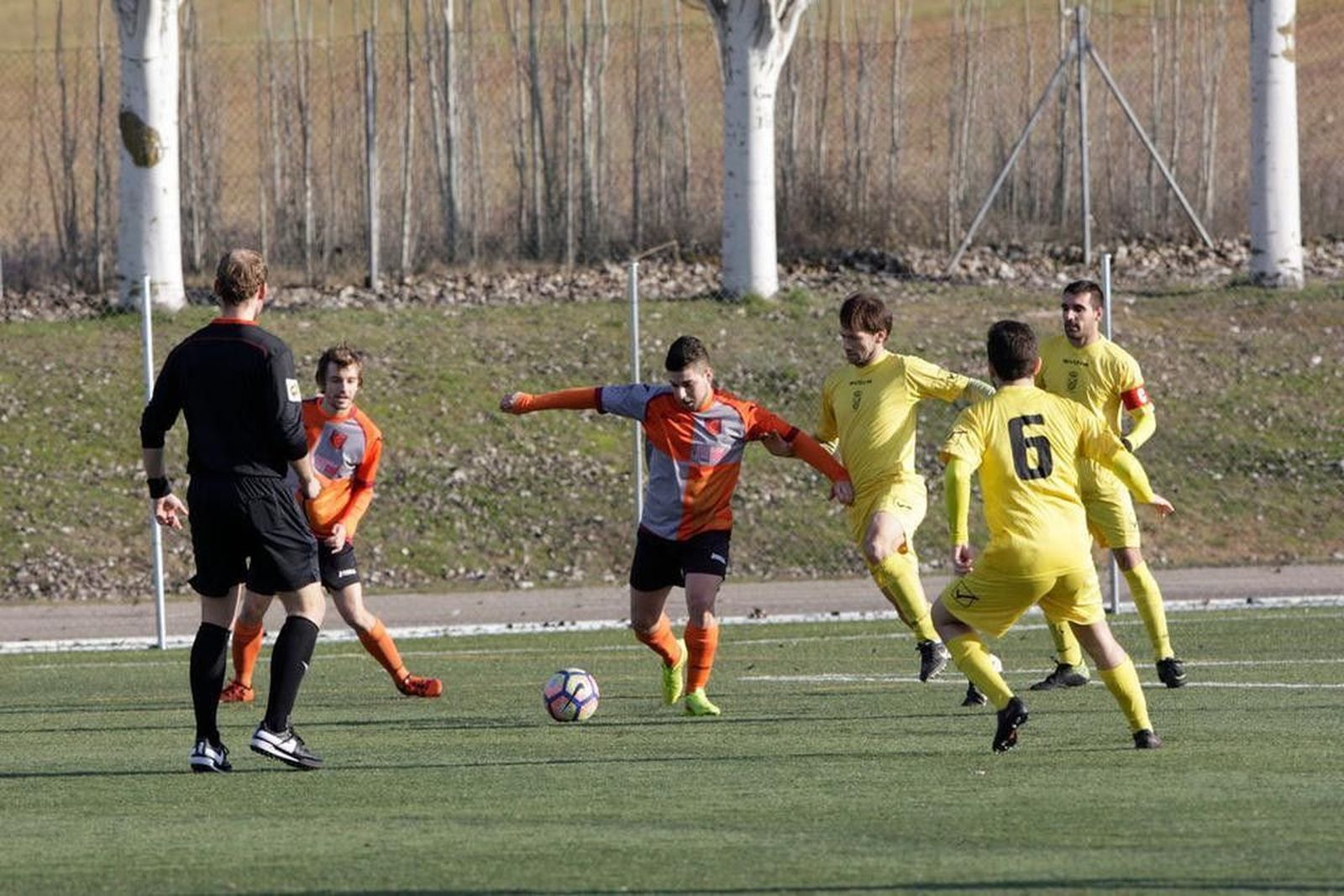 Herra da el triunfo en el último minuto al Carbajosa ante el Laguna