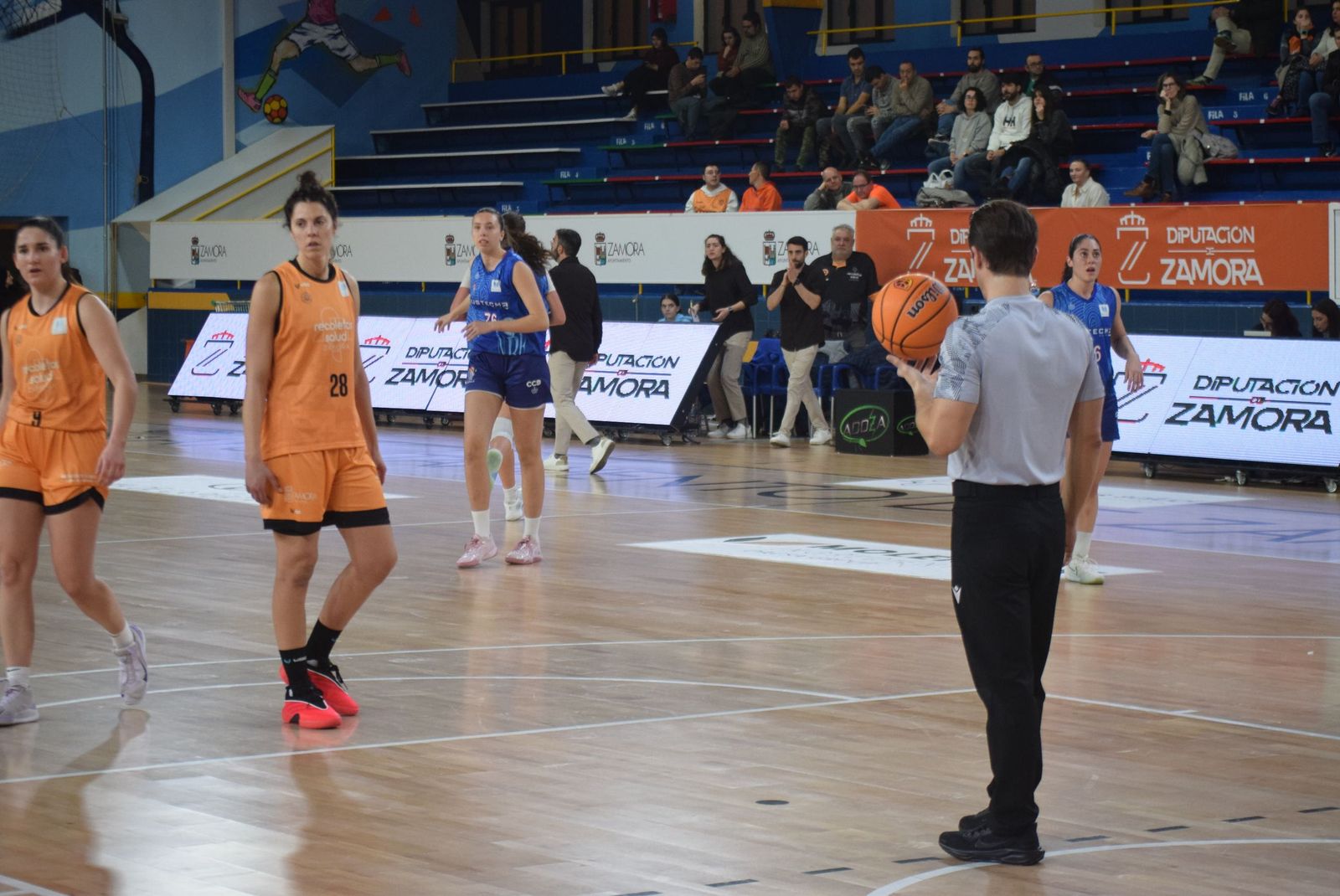 GALERÍA | Revive el emocionante encuentro entre el CD Zamarat y el Castellón