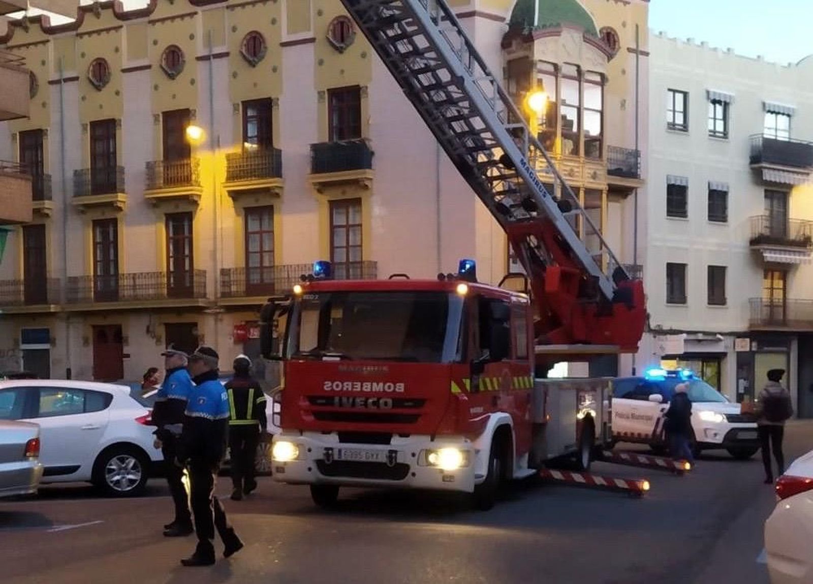 Bomberos mercado1
