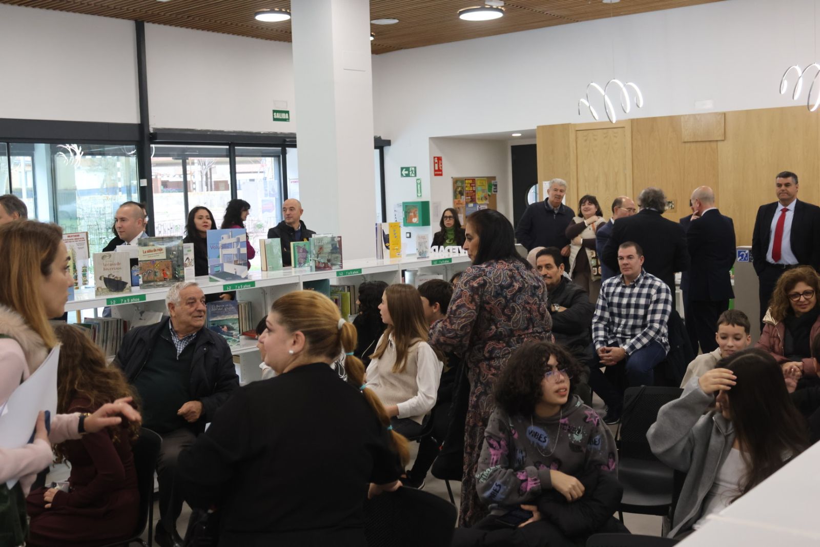 Primer aniversario de la biblioteca municipal Carmen Martín Gaite