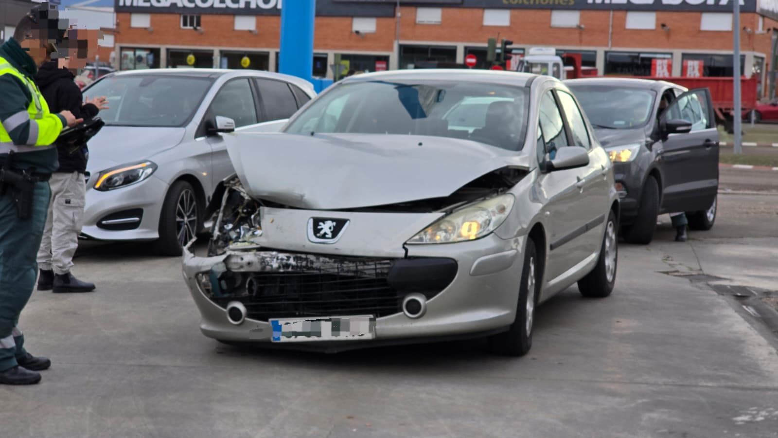 Colisión múltiple en el polígono de Los Villares