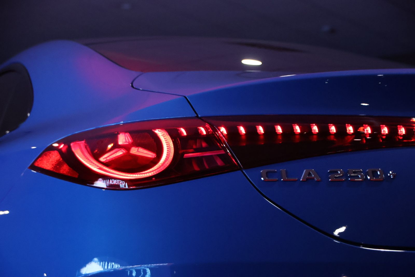 Presentación del nuevo Mercedes CLA 100% eléctrico en Adarsa Salamanca