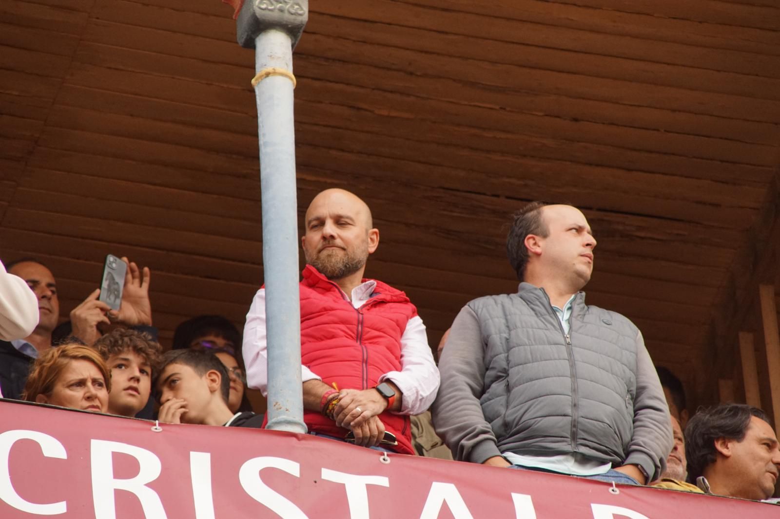 ambiente-en-el-patio-de-cuadrillas-de-la-glorieta-para-ver-a-sergio-galan-diego-ventura-y-guillermo-hermoso-de-mendoza-21-de-septiembre-de-2024-fotos-juanes-36