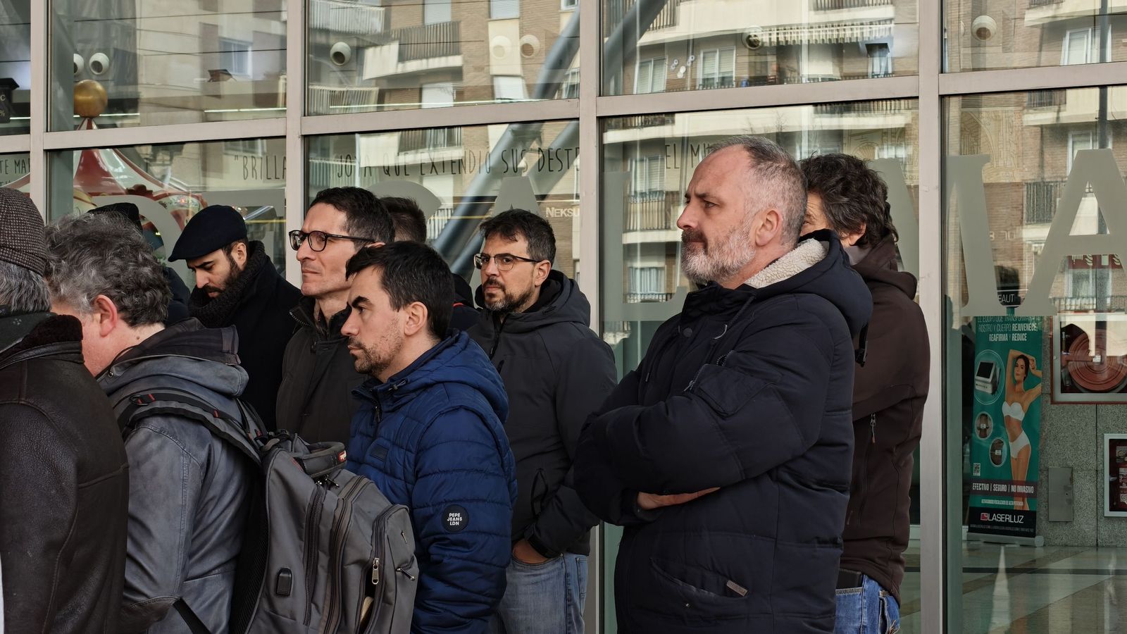 Los trabajadores de Renfe en Salamanca guardan cinco minutos de silencio tras el accidente de Adamuz