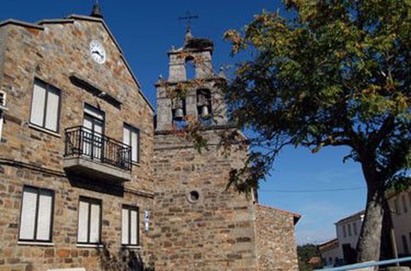 Ayuntamiento de Mahíde Ayuntamiento de Mahíde