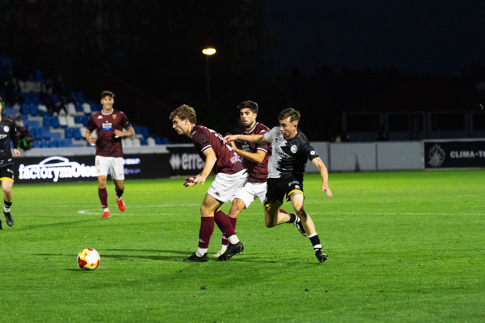 Partido entre Unionistas y Pontevedra en el Reina Sofía