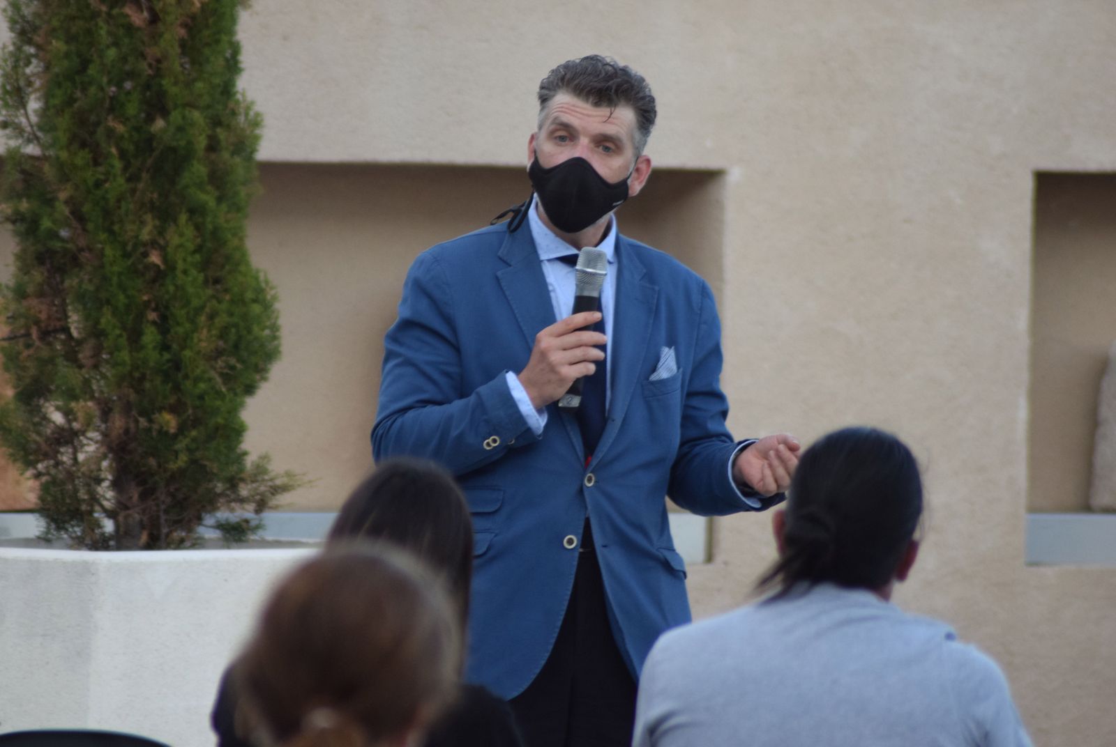 Presentación del libro 'Fierro' de Francisco Narla