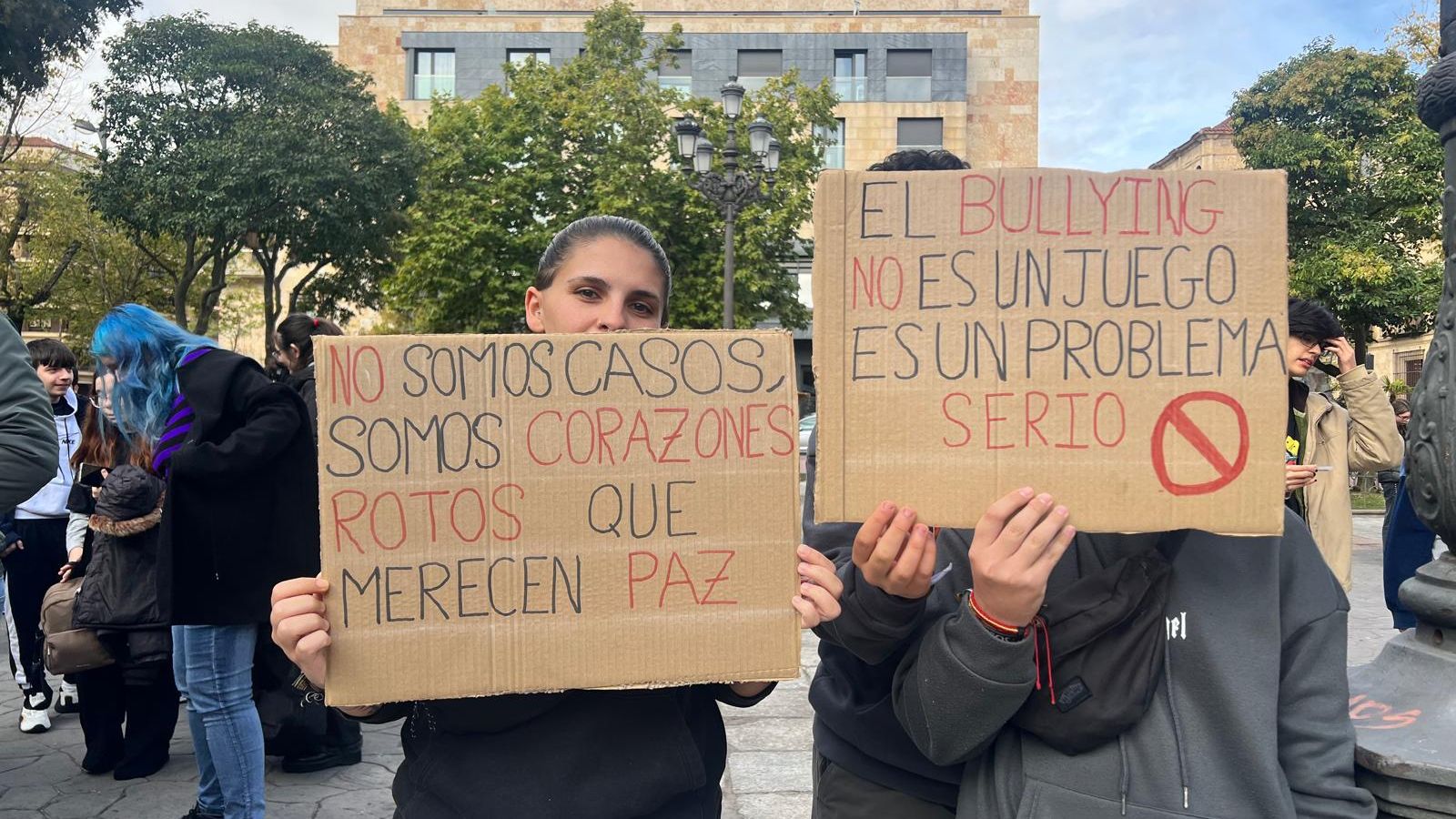 El Sindicato de Estudiantes de Salamanca reune a más de cien personas para poner "freno" al acoso escolar