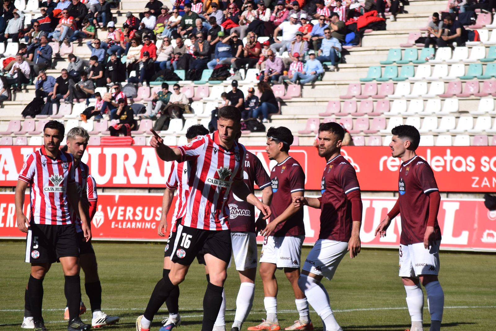 Zamora CF - Pontevedra CF (87).JPG