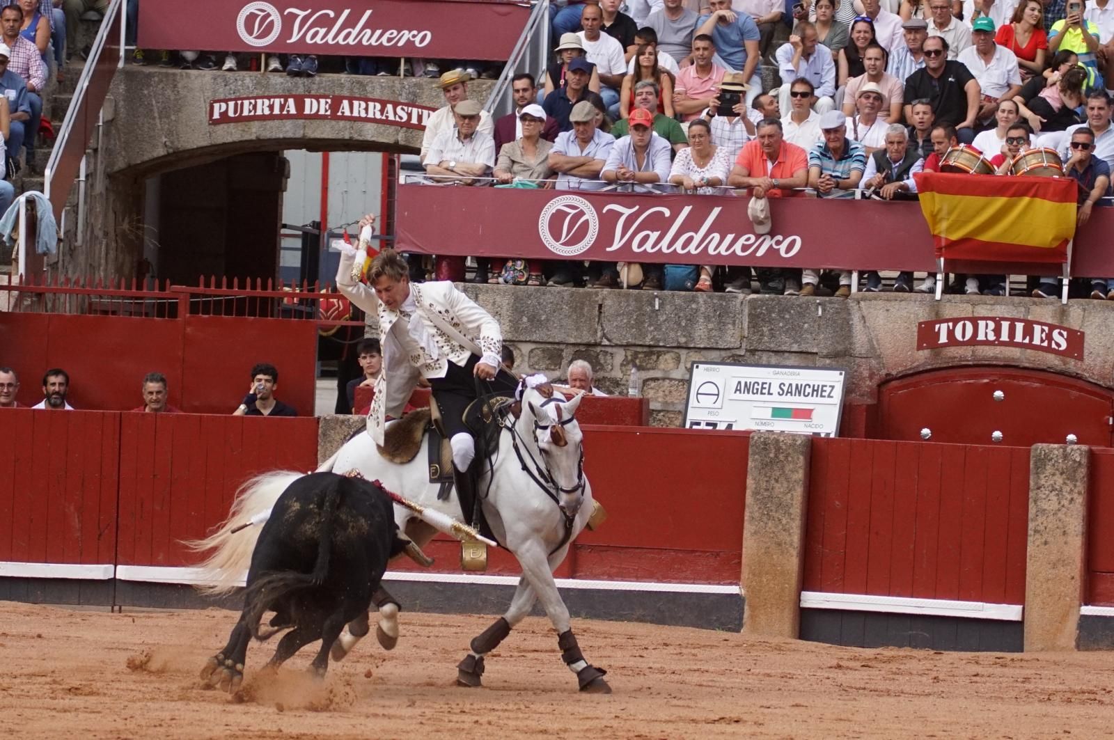 Exhibición de rejoneo en La Glorieta a cargo de Diego Ventura, Rui Fernandes y Sergio Galán