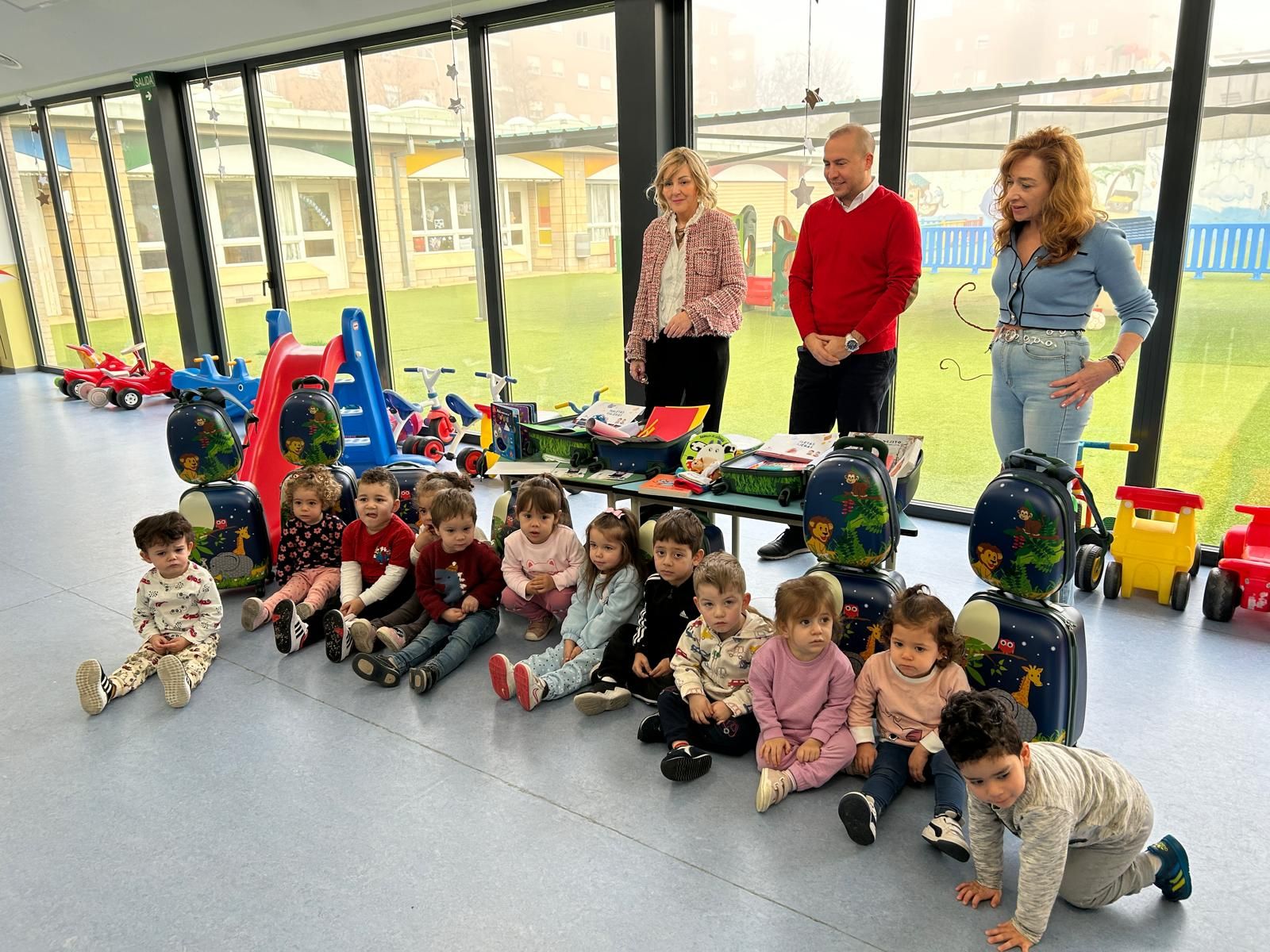 Actividad 'Maletas Viajeras' en la Escuela Municipal Infantil de Pizarrales