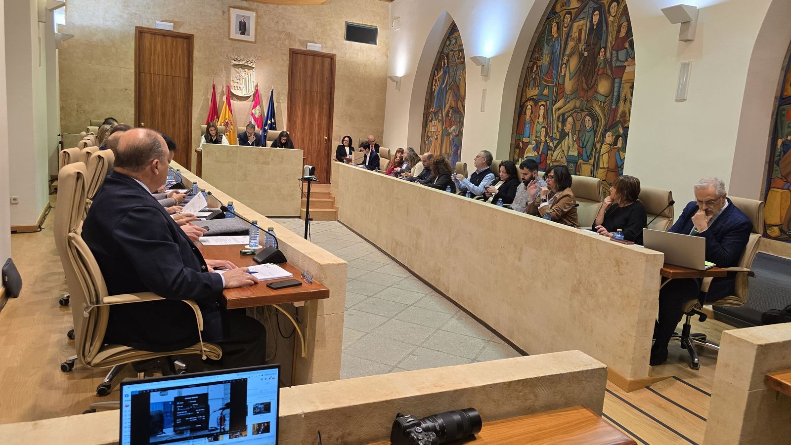  La Corporación Municipal del Ayto de Salamanca en un pleno en diciembre de 2025