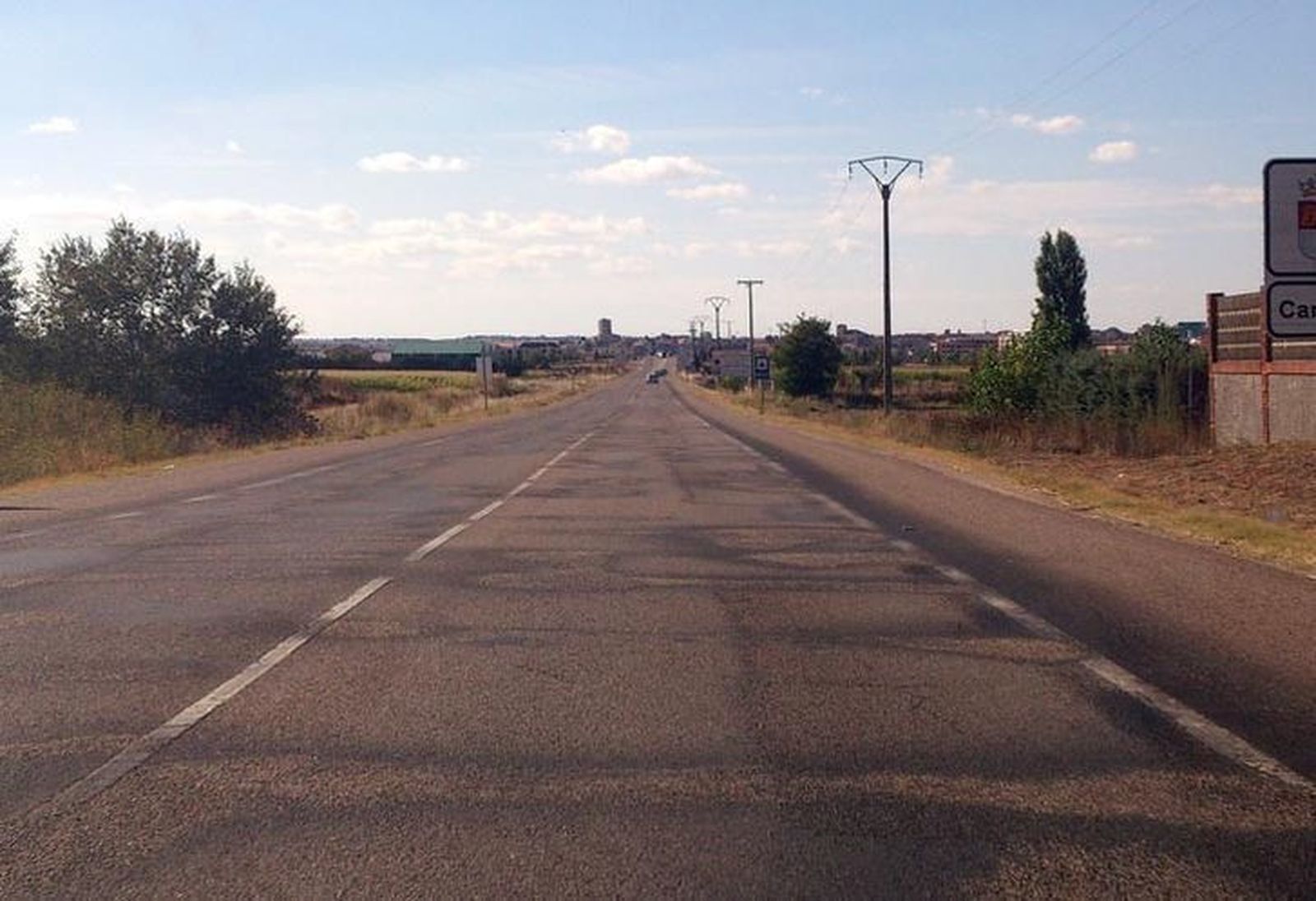 Carretera CL-605 a su paso por Zamora. Archivo