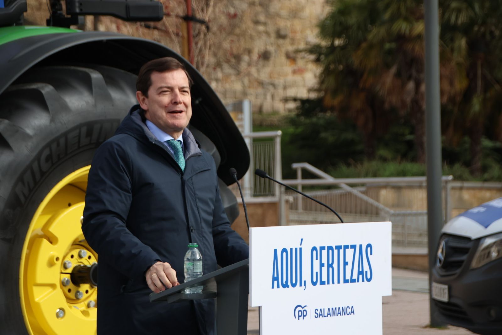 Mañueco presenta su caravana de vehículos en Salamanca