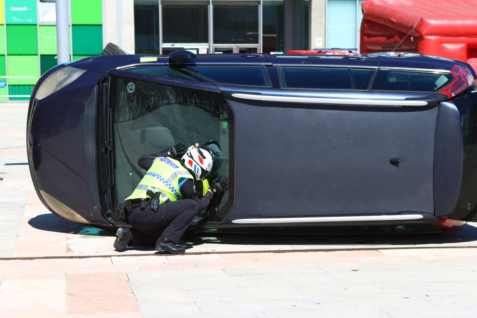 Simulacro de accidente de tráfico en la Plaza de La Concordia