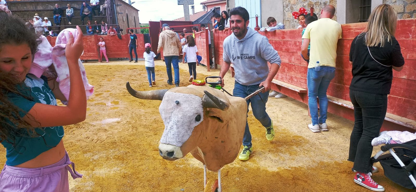 photo-2023-05-14-17-09-17-2