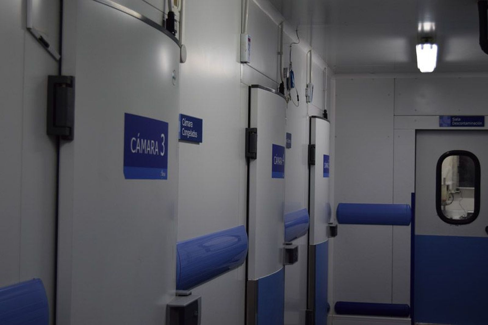 la-delegada-territorial-leticia-garcia-visita-la-cocina-de-linea-fria-del-complejo-asistencial-de-zamora-tras-las-obras-de-mejora-14