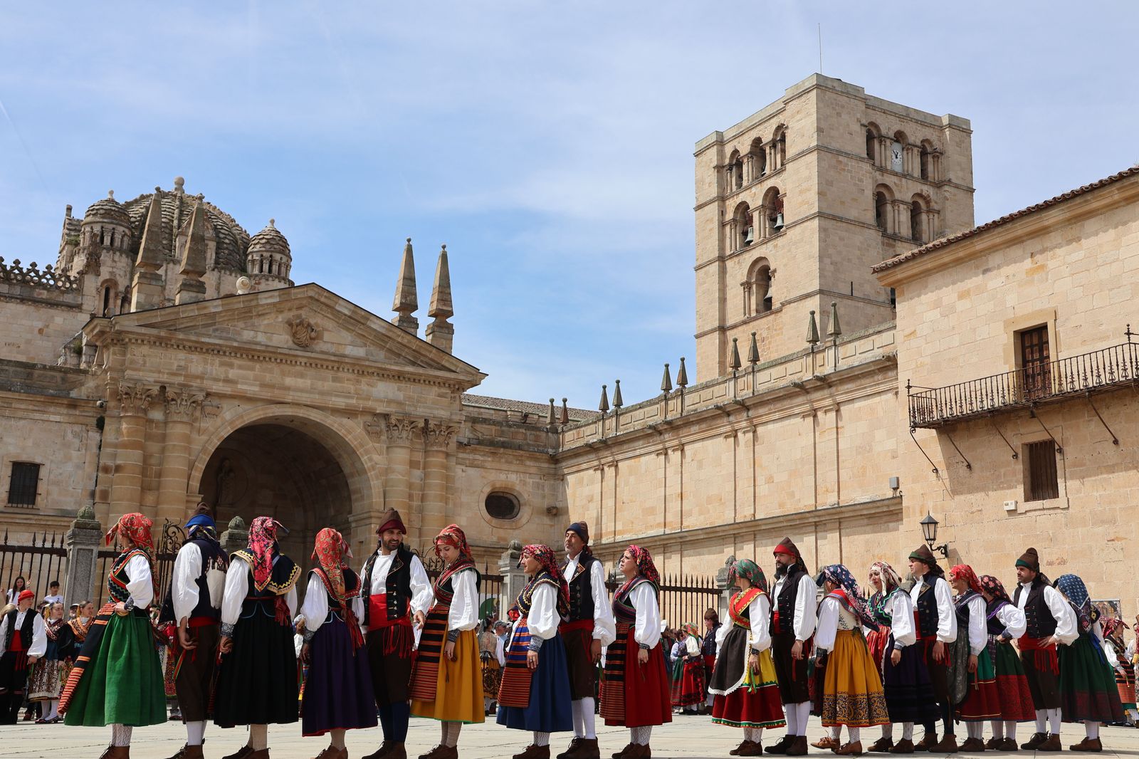 el-bolero-de-algodre-en-la-plaza-de-la-catedral-29
