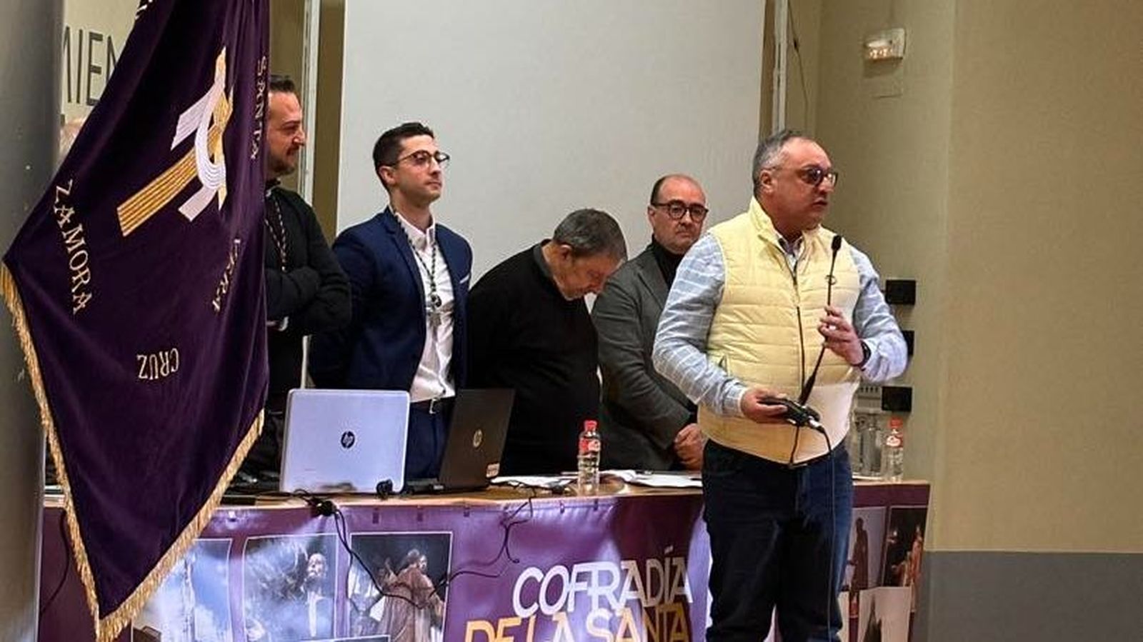 Asamblea de la Cofradía de la Vera Cruz