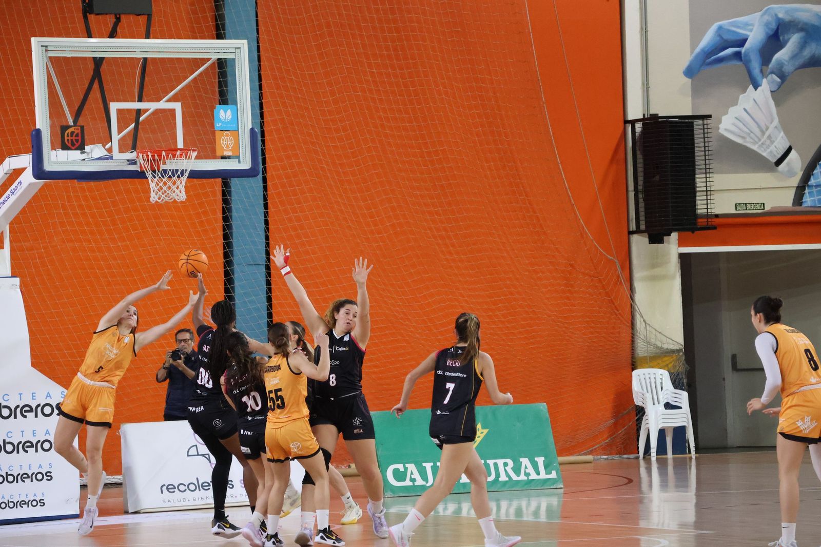 Partido entre CD Zamarat y Cajasol Baloncesto Sevilla