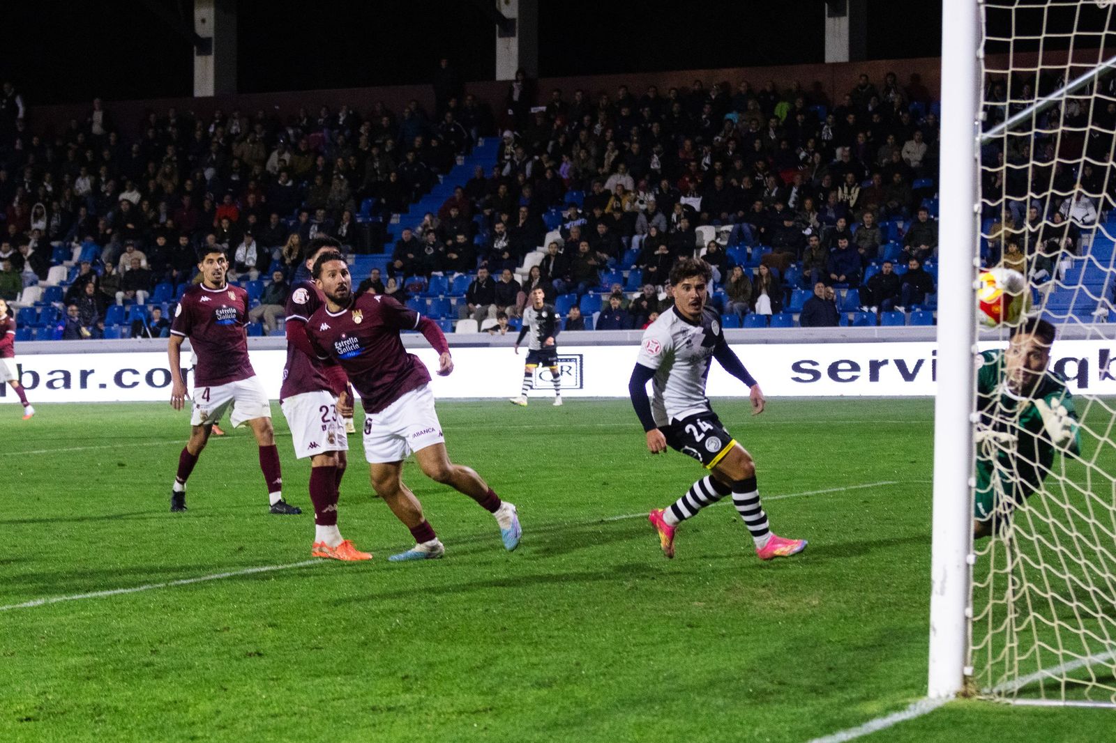 Partido entre Unionistas y Pontevedra en el Reina Sofía