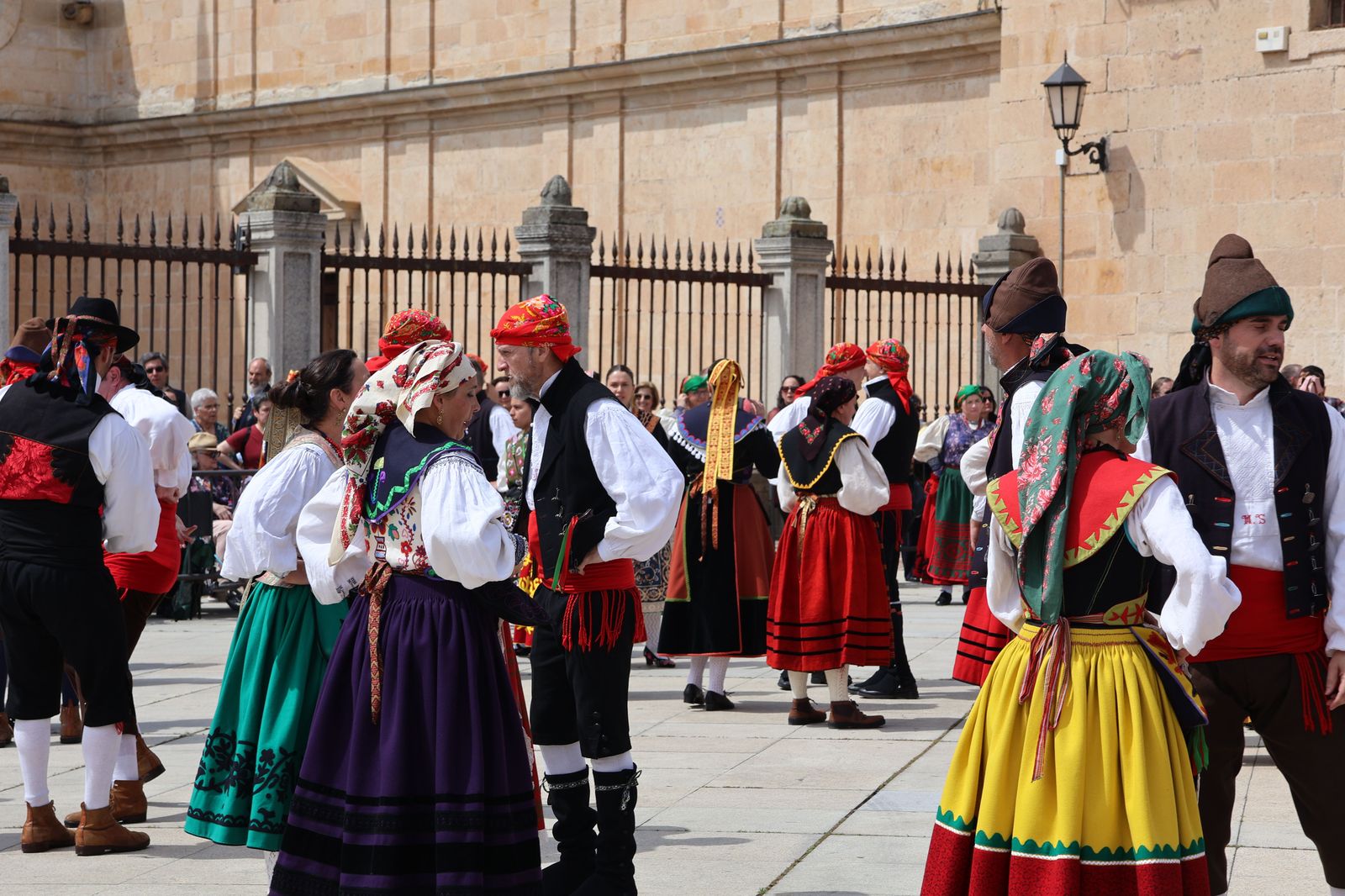 el-bolero-de-algodre-en-la-plaza-de-la-catedral-17
