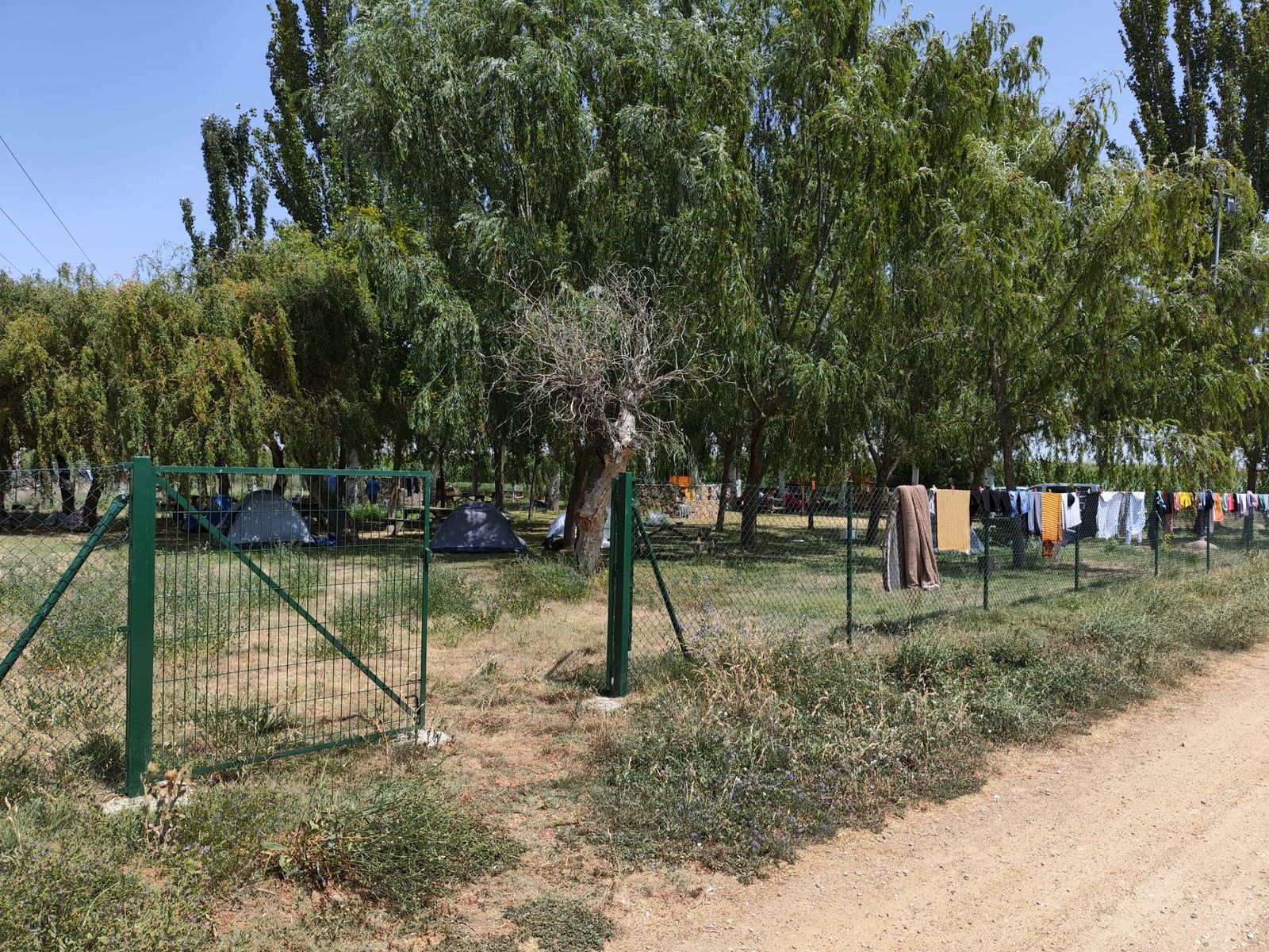 'Acampada ilegal' en el merendero de San Morales | FOTO SALAMANCA24HORAS.COM 'Acampada ilegal' en el merendero de San Morales | FOTO SALAMANCA24HORAS.COM
