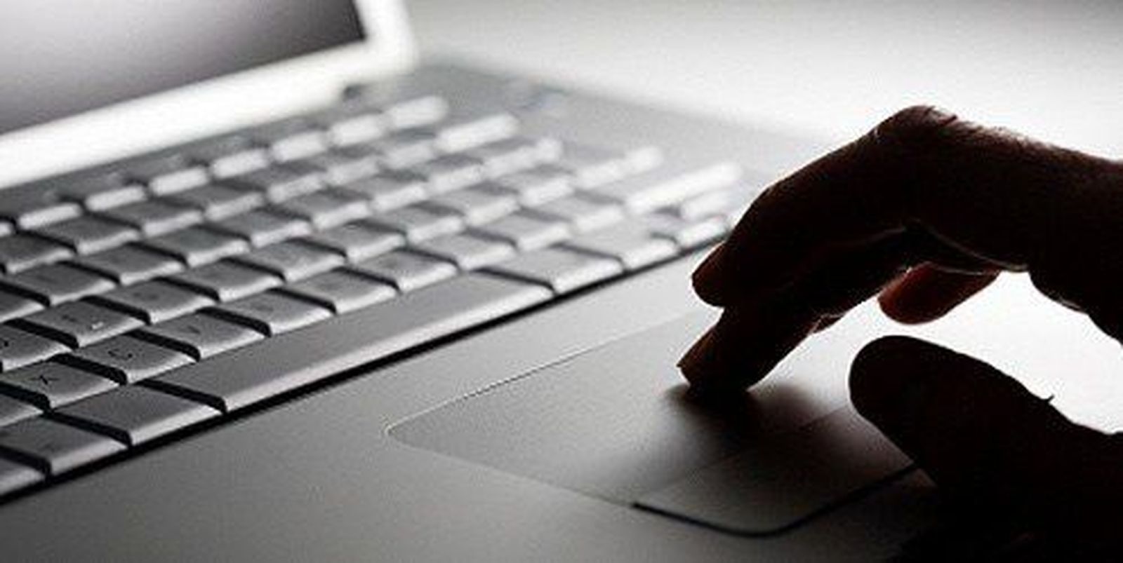 El Procurador del Común pide más control informático en las bibliotecas tras comprobar que menores utilizan juegos violentos