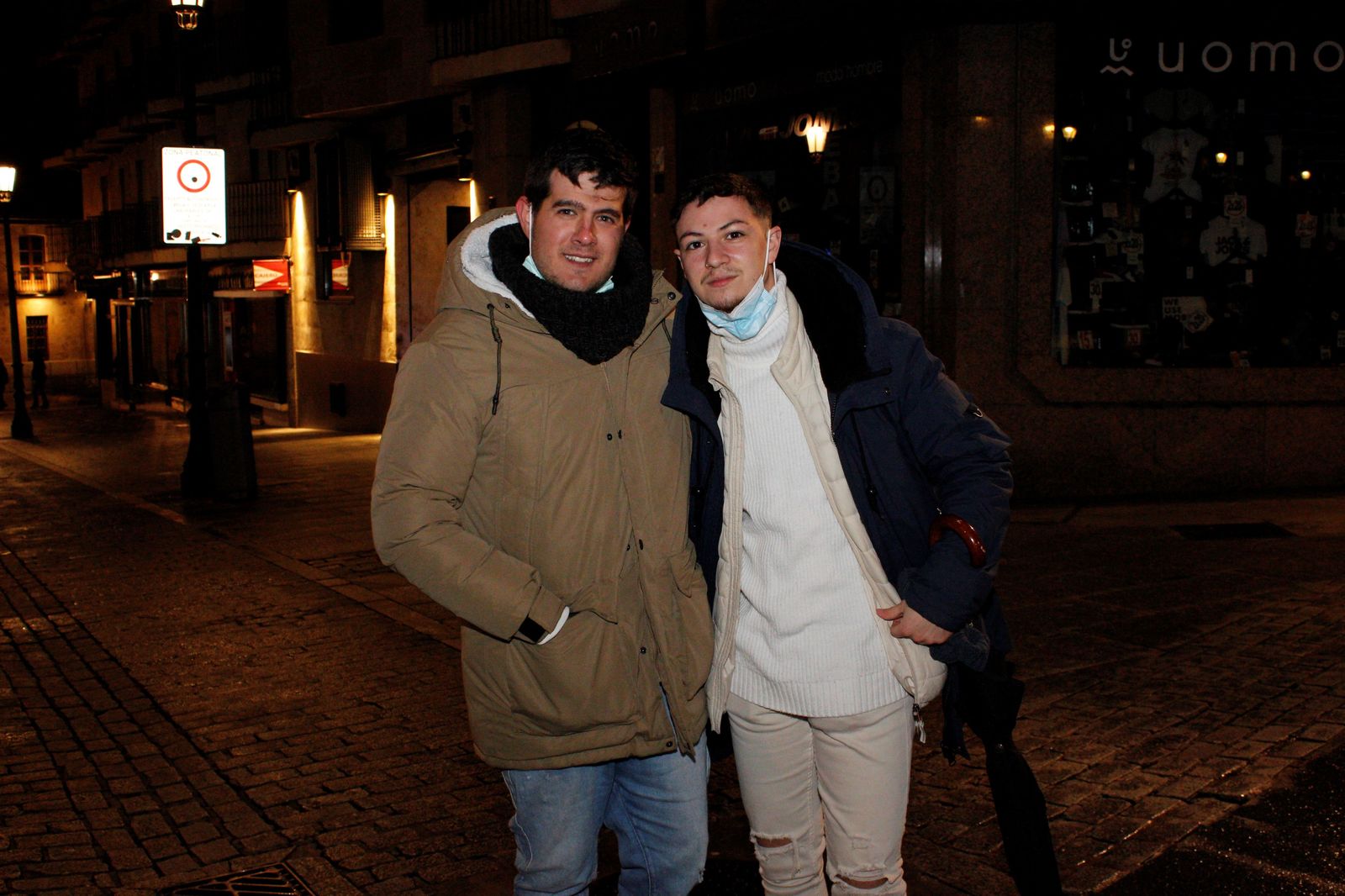 salamanca-de-noche-jueves-3-de-marzo-de-2022-0108