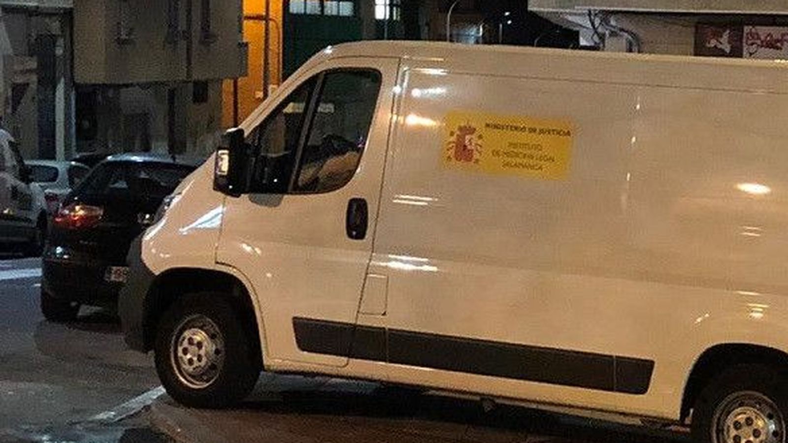 Furgoneta forense. Foto de archivo