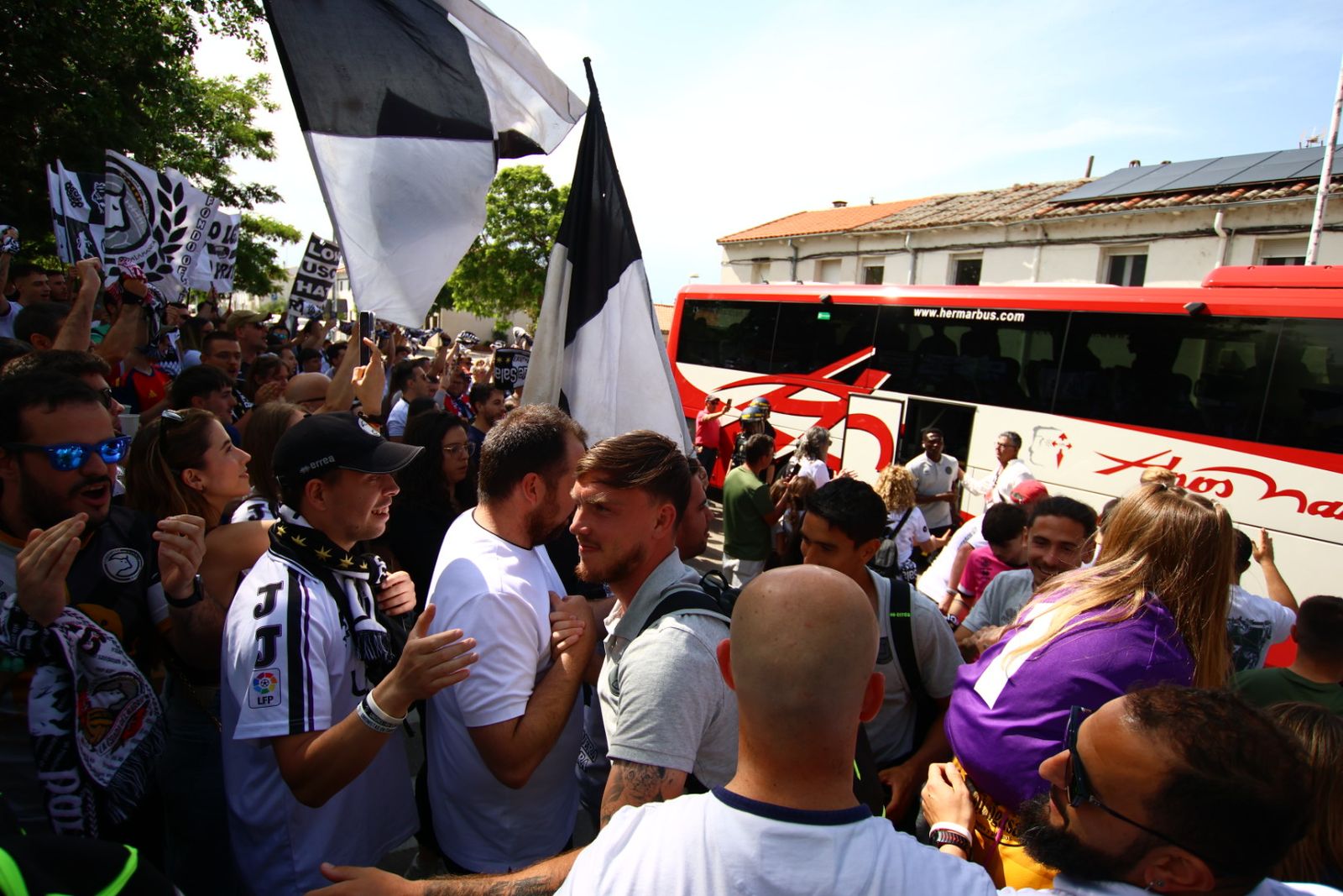 Recibimiento al Autobús de Unionistas