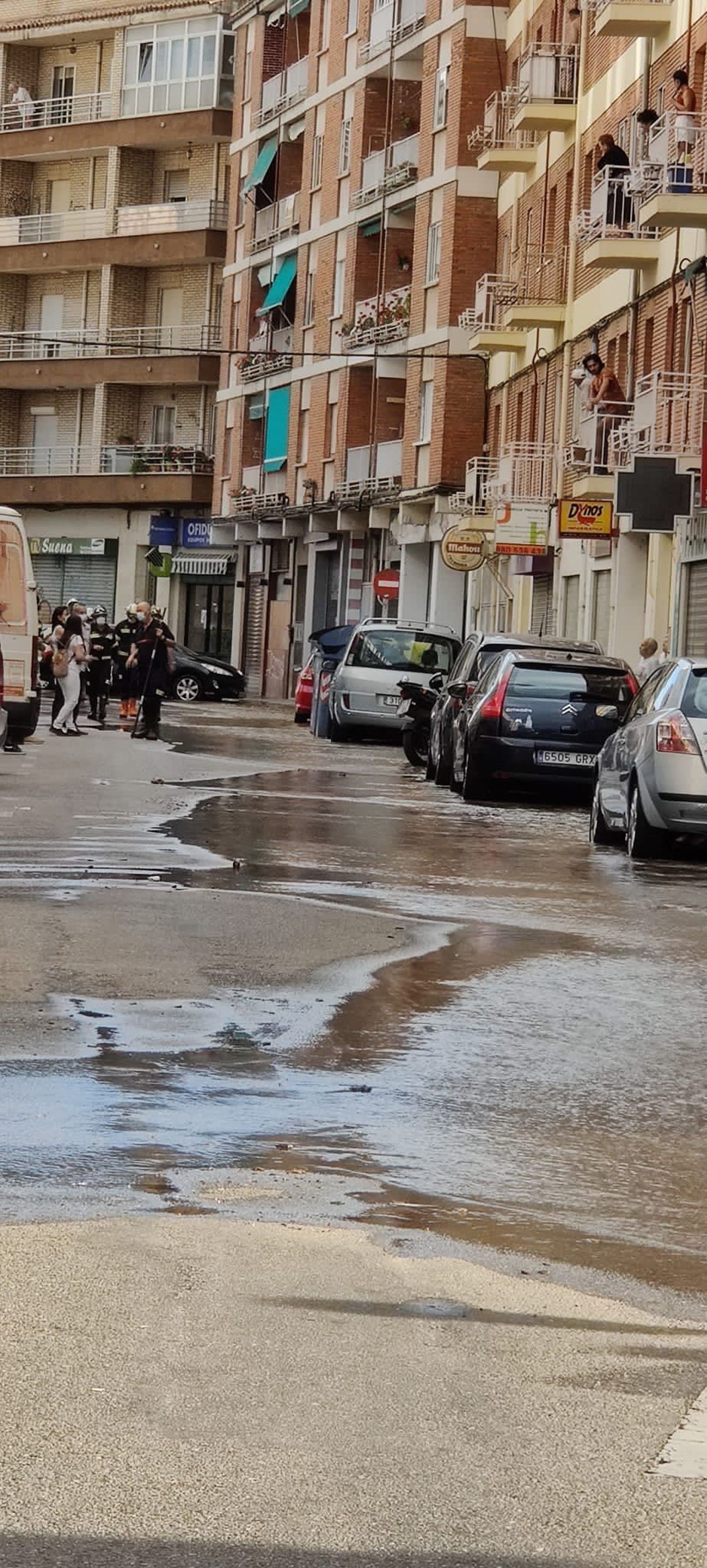 reventon-de-una-tuberia-en-campo-de-marte-5