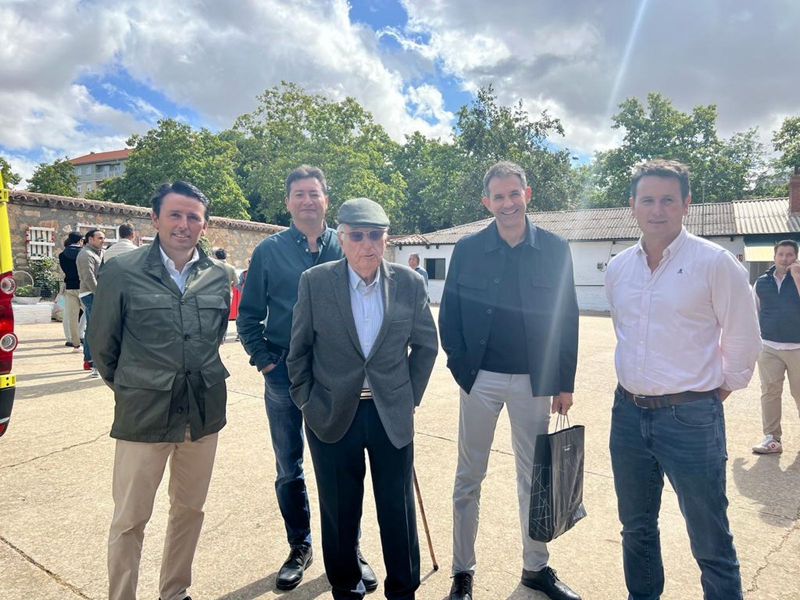 ambiente-durante-el-sorteo-de-los-el-puerto-de-san-lorenzo-y-la-ventana-del-puerto-2