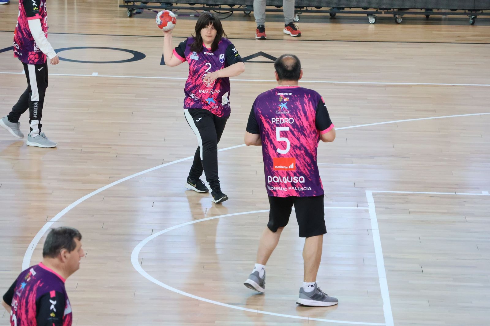 GALERÍA | El pabellón Ángel Nieto acoge el V Torneo de Balonmano Adaptado
