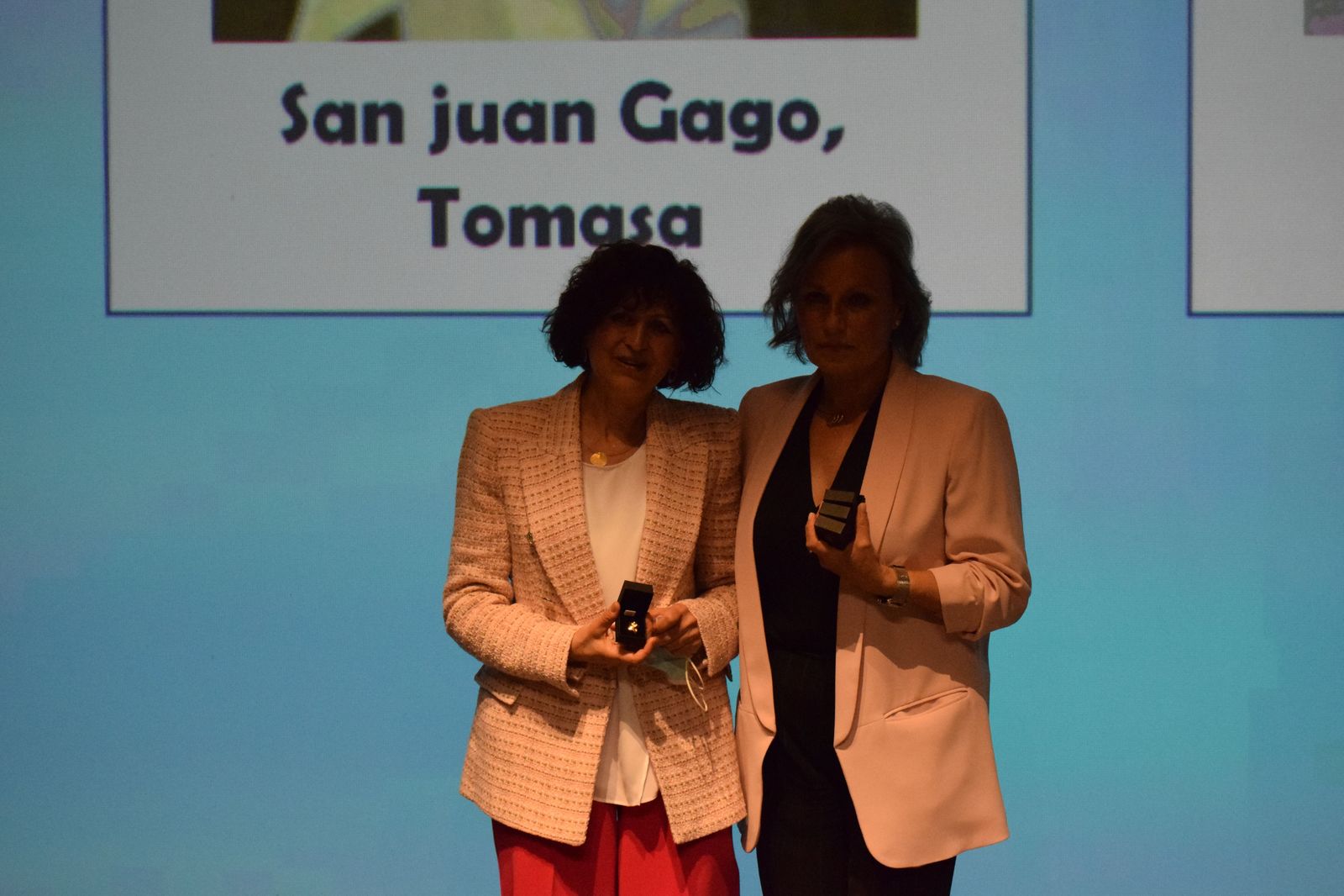 el-colegio-de-enfermeria-de-zamora-rinde-homenaje-a-los-companeros-jubilados-63